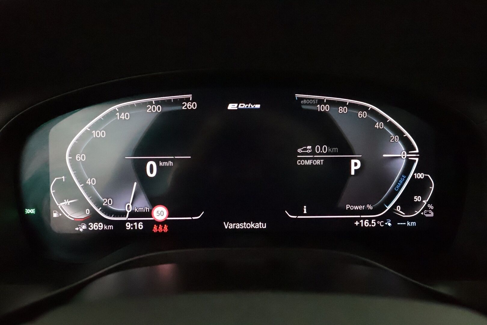 BMW X3 2020 G01 xDrive 30e A Business Luxury **HUD / Panorama / Hifit / Sporttiset nahkapenkit / Comfort access / Adapt. LED** - 3,99 % KORKOTARJOUS TÄHÄN AUTOON - 31.5. ASTI! - 1-Om Suomi auto / Akku kuntotarkastettu / Apple&Android / Navi