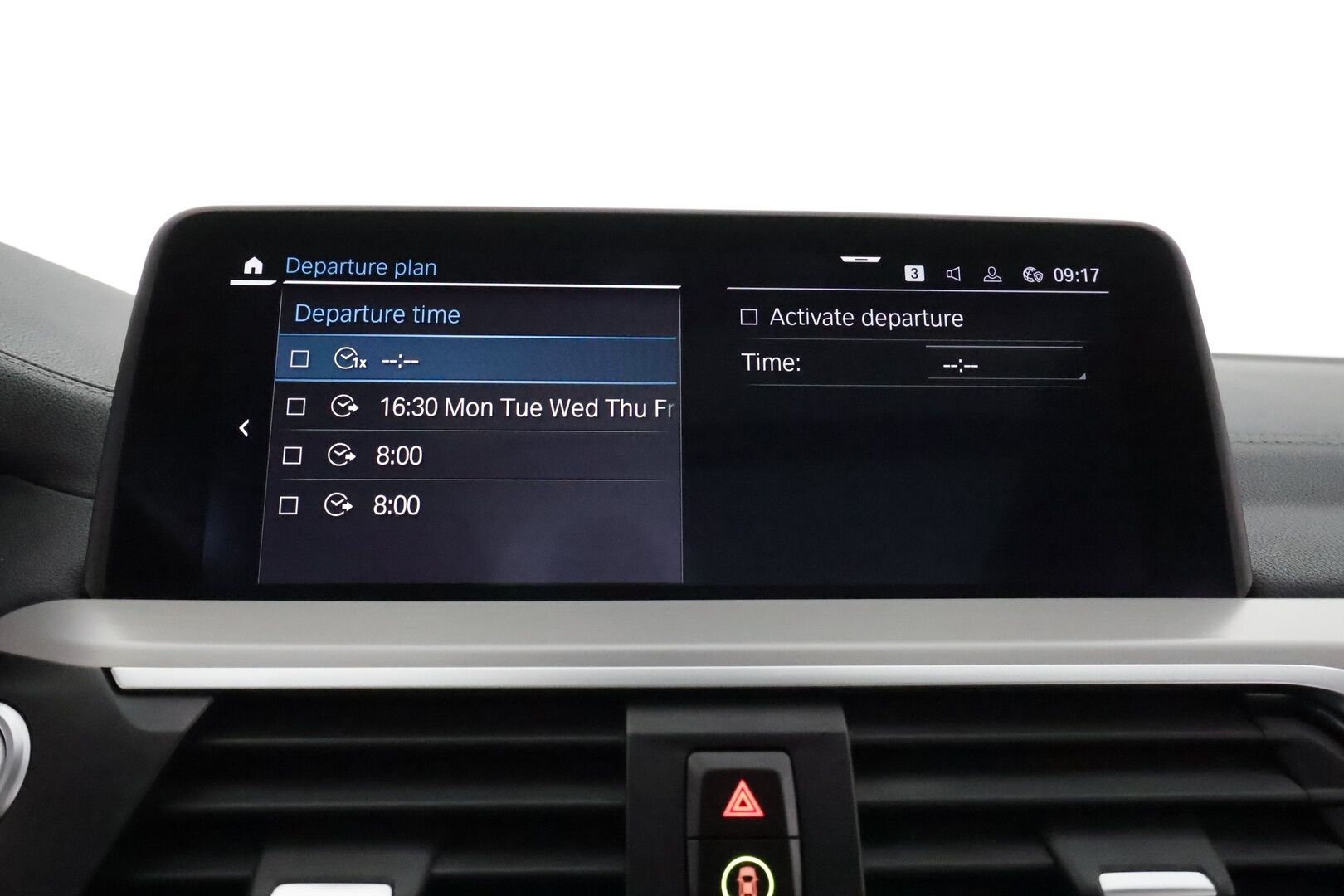 BMW X3 2020 G01 xDrive 30e A Business Luxury **HUD / Panorama / Hifit / Sporttiset nahkapenkit / Comfort access / Adapt. LED** - 3,99 % KORKOTARJOUS TÄHÄN AUTOON - 31.5. ASTI! - 1-Om Suomi auto / Akku kuntotarkastettu / Apple&Android / Navi