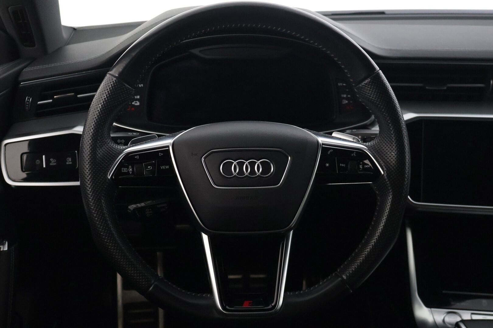 Audi A7 2020 Business Sport 55 TFSI e quattro S tronic S-Line - | ACC | Sähkökoukku | Bang&Olufsen | Kattoluukku | 360-Kamera | Digimittaristo | Muistipenkki | Matrix LED | SOH 87,7% |