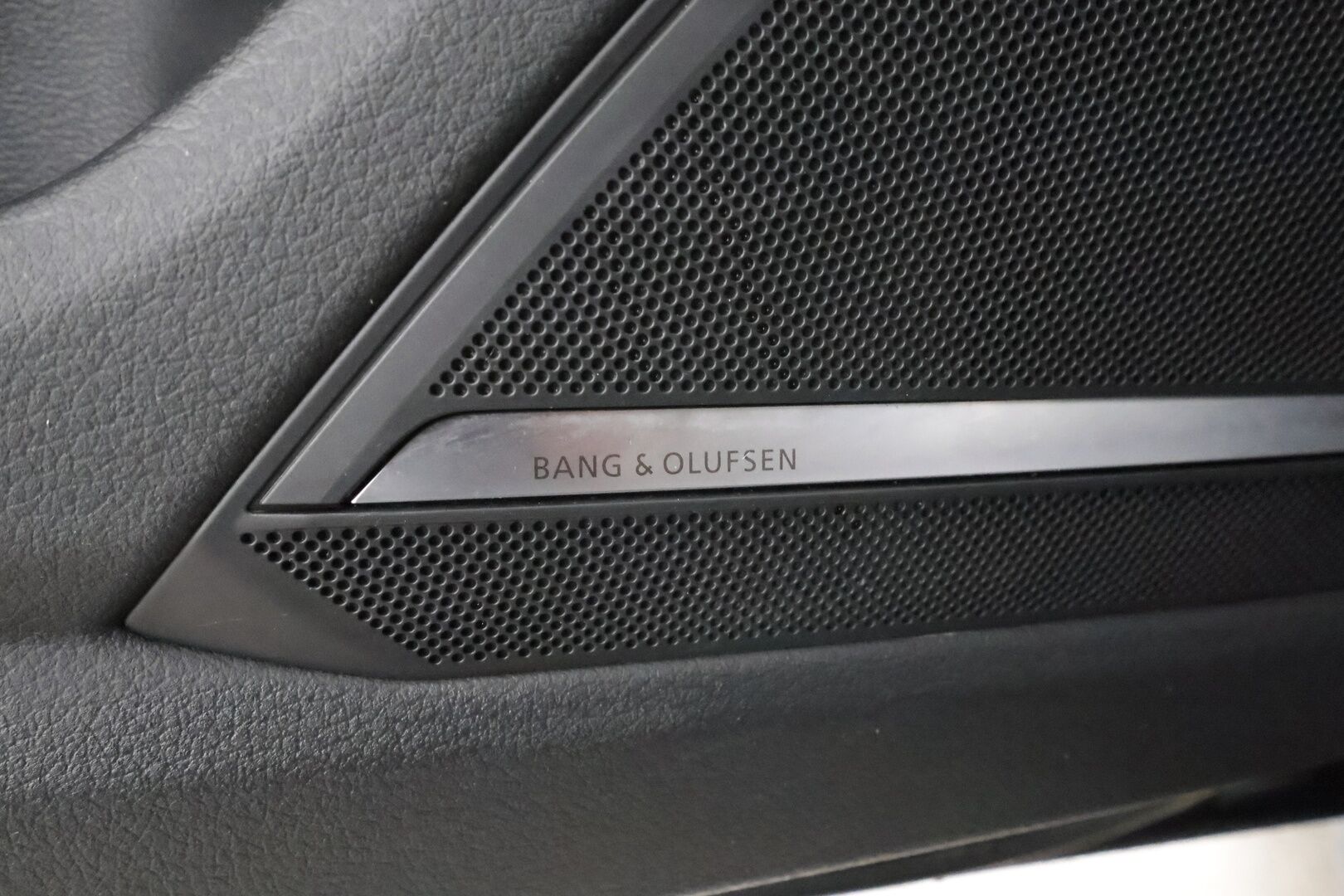 Audi A7 2020 Business Sport 55 TFSI e quattro S tronic S-Line - | ACC | Koukku | Bang&Olufsen | Kattoluukku | 360-Kamera | Digimittaristo | Muistipenkki | Matrix LED | SOH 87,7% |