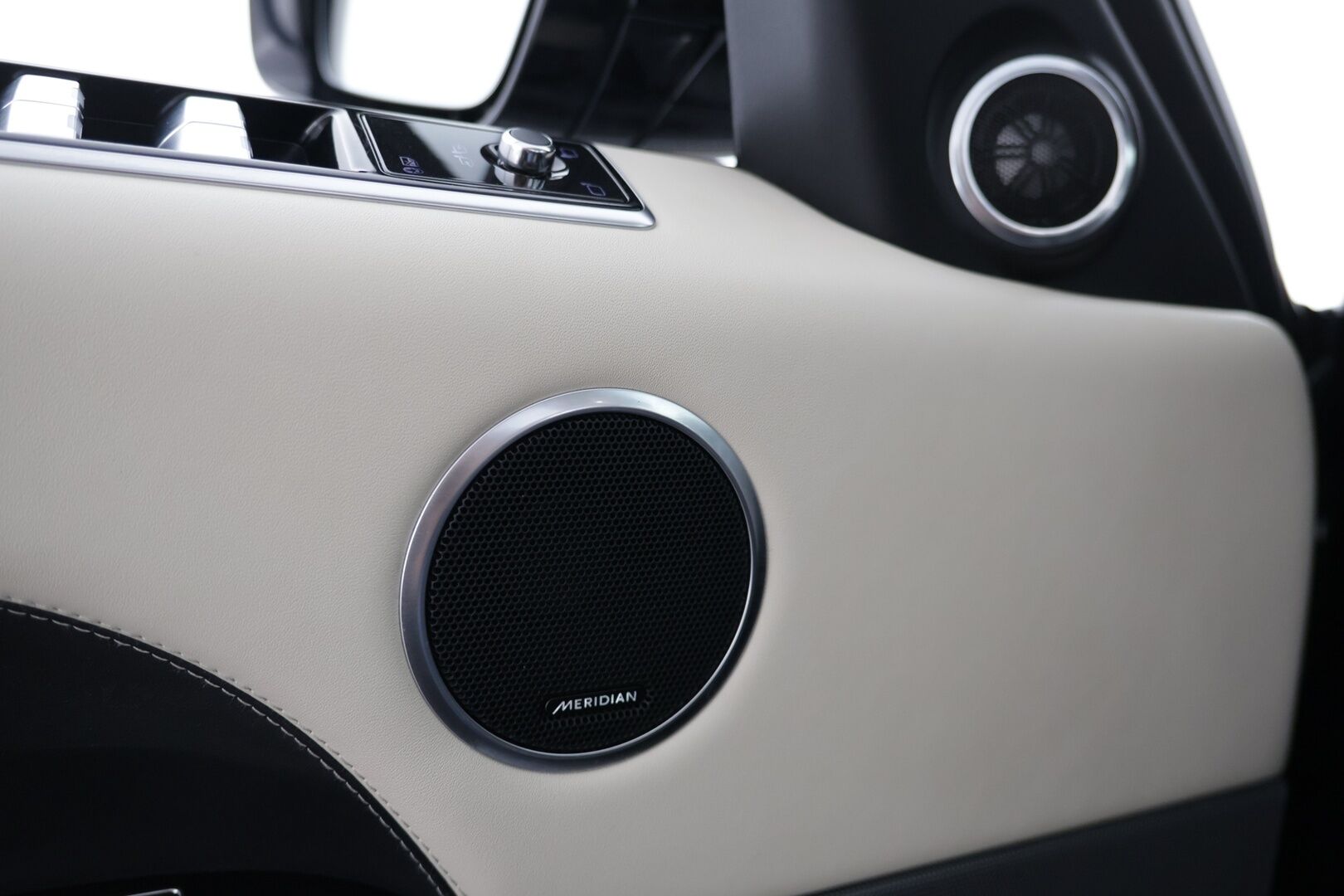 Land Rover Range Rover Sport 2020 P400e Plug-in Hybrid Autobiography Dynamic *Harvinainen Suomiauto!* - Acc / Panorama / Meridian / Webasto / Adaptive Dynamics / Hierovat ja ilmastoidut istuimet 