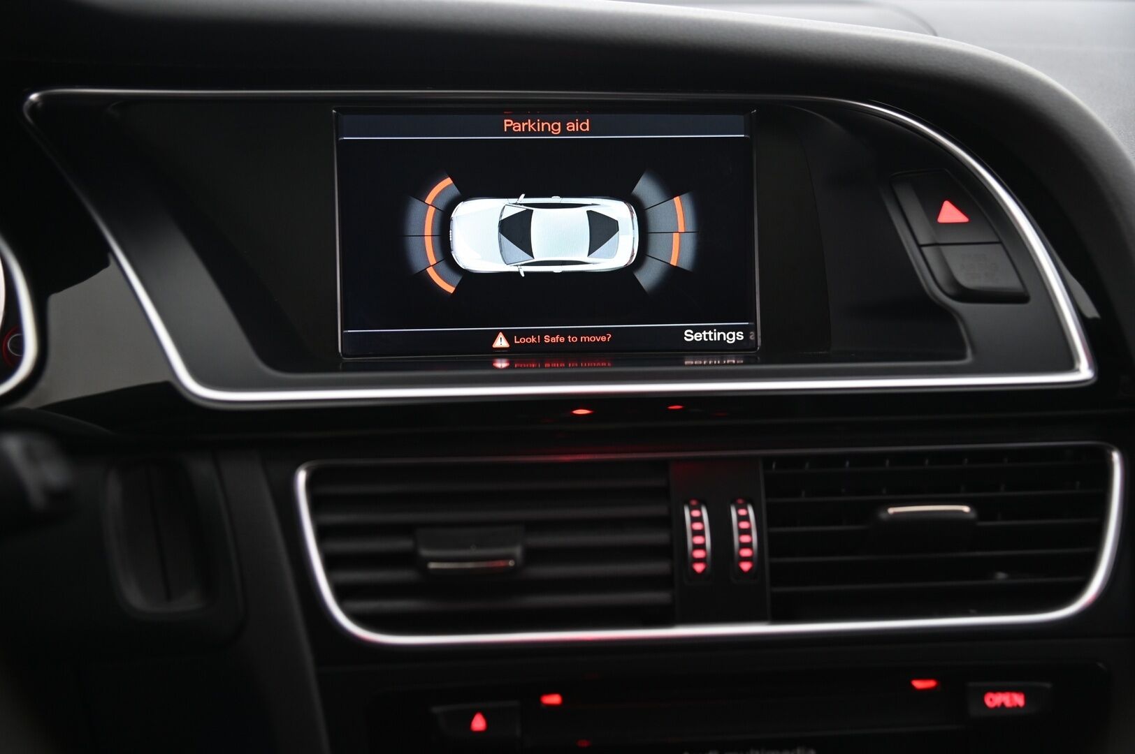 Audi A5 2016 Coupe 2.0 TFSI 165kW quattro S tronic S-Line *ACC/  Pa-lämmitin/  Nahka-alcantara/  Carplay/ Lasikattoluukku* - 2x hyvät renkaat / Juuri leimattu / Juuri huollettu / Kessy