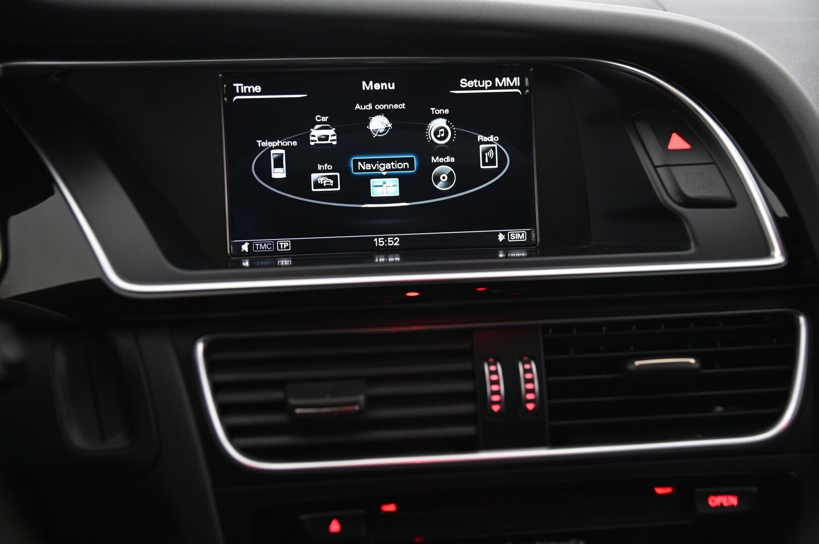 Audi A5 2016 Coupe 2.0 TFSI 165kW quattro S tronic S-Line *ACC/  Pa-lämmitin/  Nahka-alcantara/  Carplay/ Lasikattoluukku* - 2x hyvät renkaat / Juuri leimattu / Juuri huollettu / Kessy