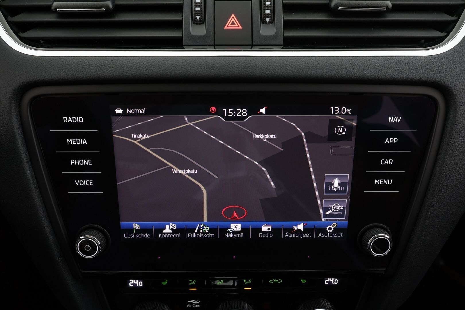 Skoda Octavia 2020 Combi 2,0 TDI 184 4x4 Scout BusinessLine DSG * ACC / Webasto / P.Kamera / Koukku /  Muistipenkki / LED / Kaistavahti * - Kahdet Renkaat / 1-om Suomi-auto - HULLUT JOULUT KORKOTARJOUS 2,49% 