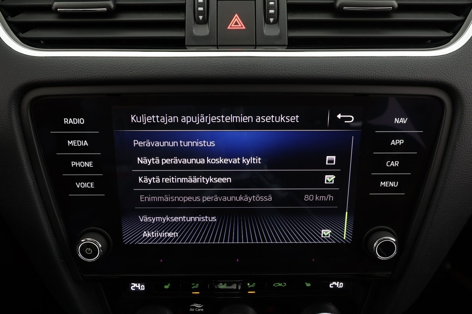 Skoda Octavia 2020 Combi 2,0 TDI 184 4x4 Scout BusinessLine DSG * ACC / Webasto / P.Kamera / Koukku /  Muistipenkki / LED / Kaistavahti * - Kahdet Renkaat / 1-om Suomi-auto - HULLUT JOULUT KORKOTARJOUS 2,49% 