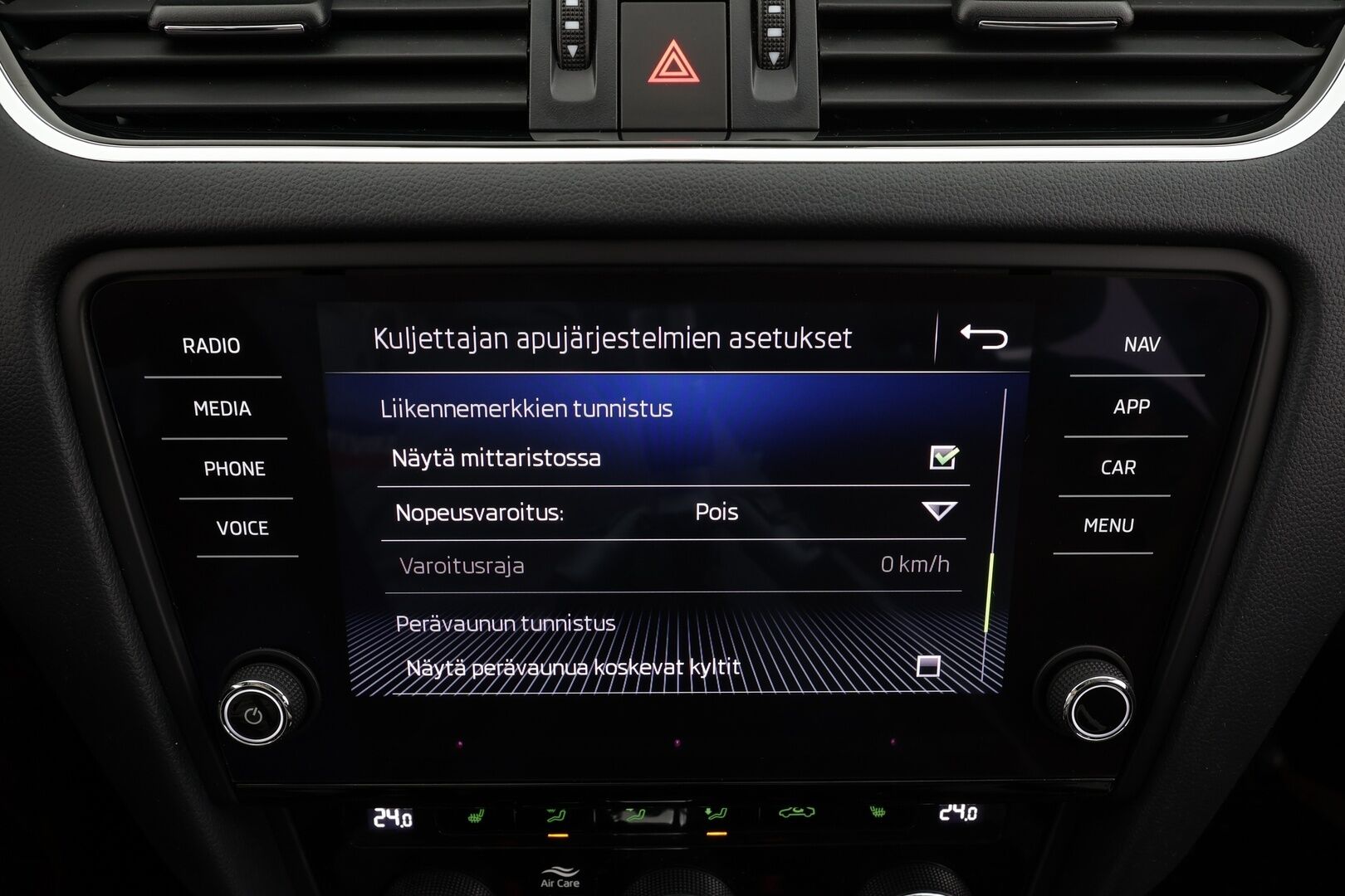 Skoda Octavia 2020 Combi 2,0 TDI 184 4x4 Scout BusinessLine DSG * ACC / Webasto / P.Kamera / Koukku /  Muistipenkki / LED / Kaistavahti * - Kahdet Renkaat / 1-om Suomi-auto - HULLUT JOULUT KORKOTARJOUS 2,49% 