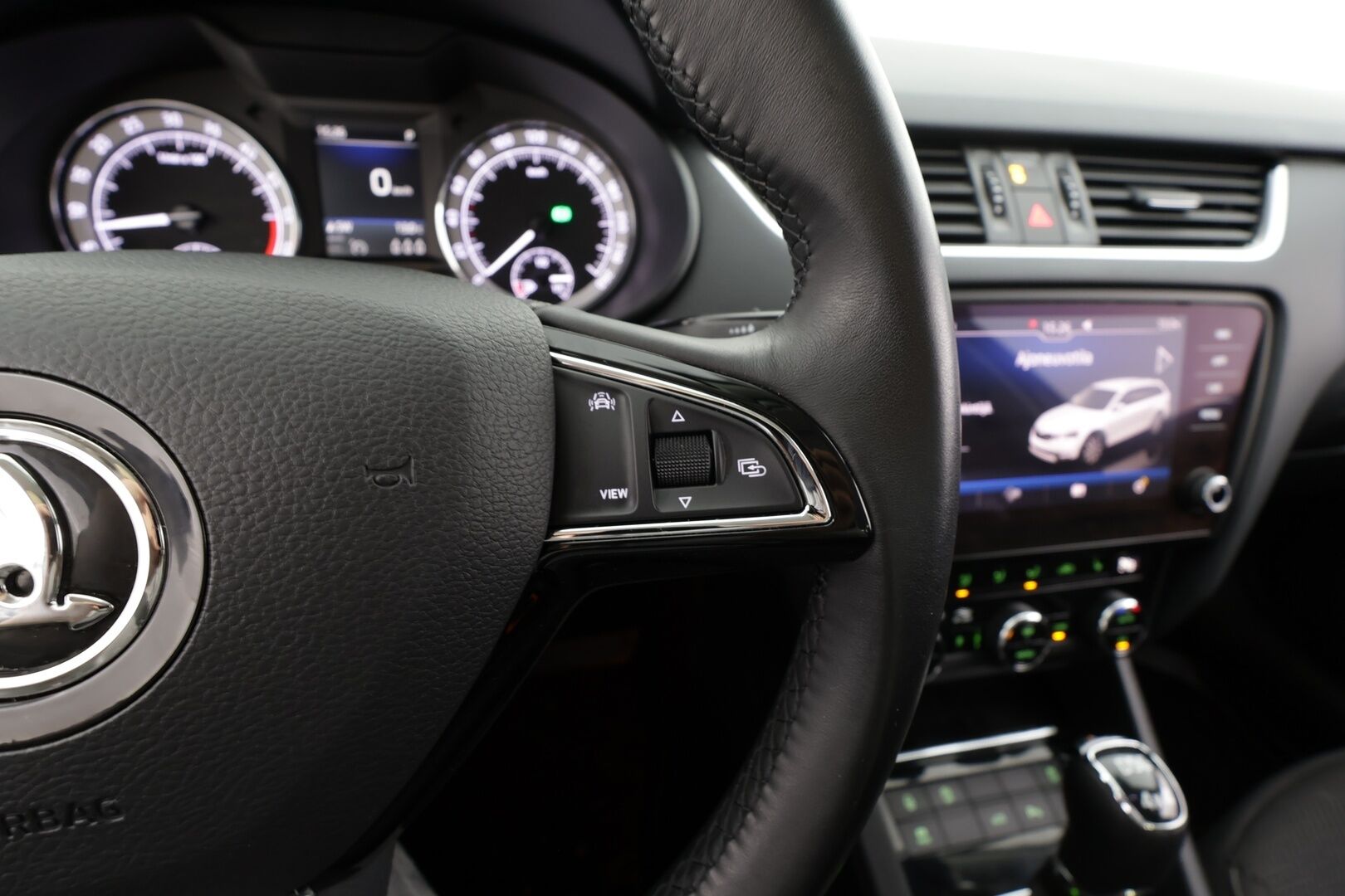 Skoda Octavia 2020 Combi 2,0 TDI 184 4x4 Scout BusinessLine DSG * ACC / Webasto / P.Kamera / Koukku /  Muistipenkki / LED / Kaistavahti * - Kahdet Renkaat / 1-om Suomi-auto - HULLUT JOULUT KORKOTARJOUS 2,49% 