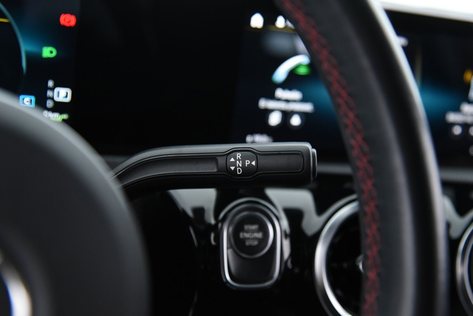 Mercedes-Benz A 2020 250 e A Business AMG Edition EQ Power / Suomi-Auto / P-Kamera / Vakkari / NAVI / LED / App-Connect - Taloudellinen & Näyttävä / Sähkökantama jopa 72km !