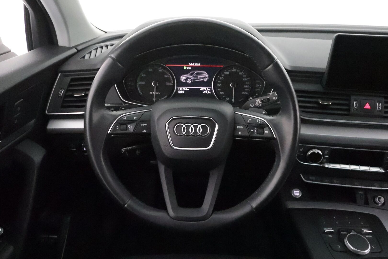 Audi Q5 2020 Launch Edition 55 TFSI e quattro S Line **Ilma-alusta / Matrix LED / Sporttipenkit / Koukku / Keyless / Apple&Android**