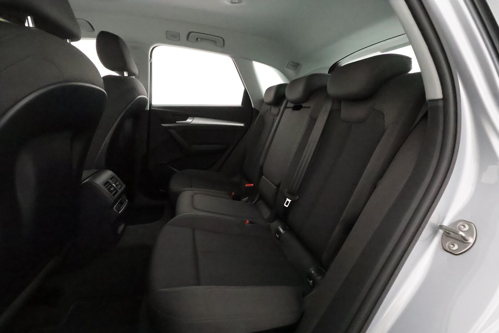 Audi Q5 2020 Launch Edition 55 TFSI e quattro S Line **Ilma-alusta / Matrix LED / Sporttipenkit / Koukku / Keyless / Apple&Android**