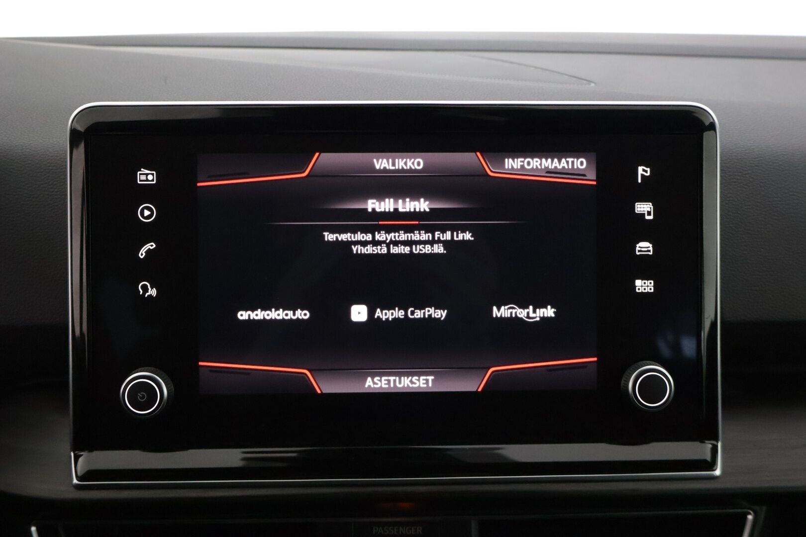 Seat Tarraco 2020 2,0 TDI 150 4DRIVE Xcellence * Adapt.vakkari / Vetokoukku / P-Kamera / Webasto / Nahkapenkit * - *Merkkihuollettu / Jakopää tehty 12/25 / Mukaan kahdet hyväkuntoiset renkaat alumiinivanteilla 7 Juuri katsastettu *