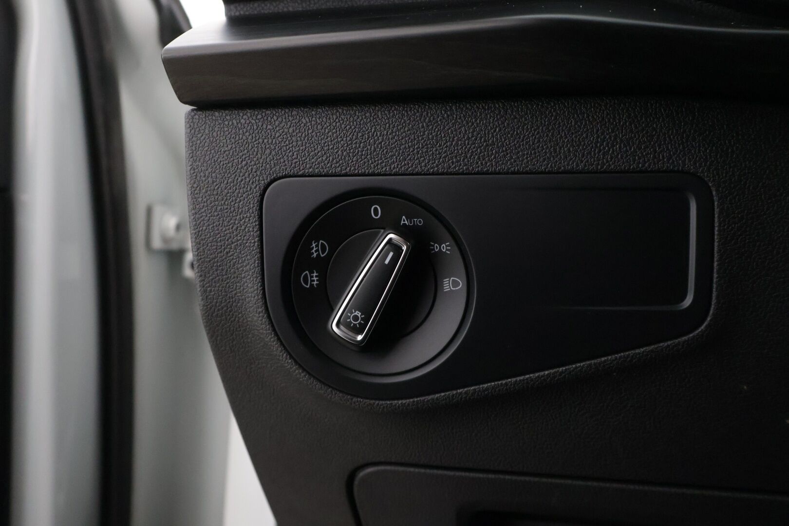 Seat Tarraco 2020 2,0 TDI 150 4DRIVE Xcellence * Adapt.vakkari / Vetokoukku / P-Kamera / Webasto / Nahkapenkit * - *Merkkihuollettu / Jakopää tehty 12/25 / Mukaan kahdet hyväkuntoiset renkaat alumiinivanteilla 7 Juuri katsastettu *