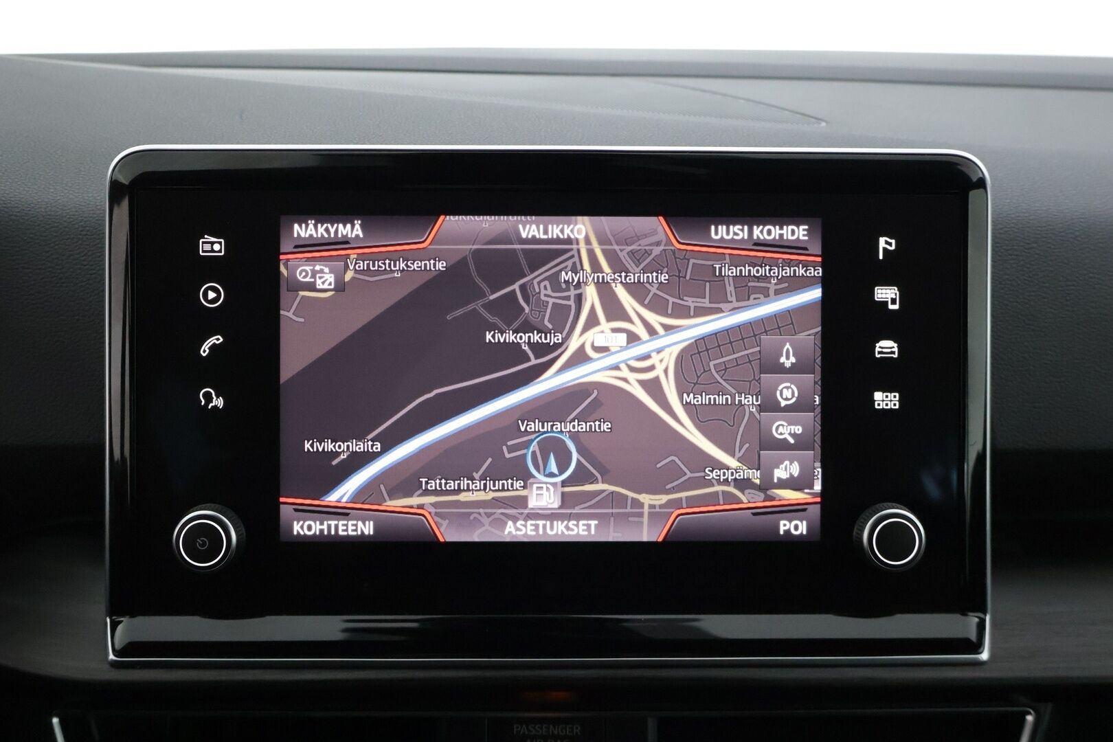 Seat Tarraco 2020 2,0 TDI 150 4DRIVE Xcellence * Adapt.vakkari / Vetokoukku / P-Kamera / Webasto / Nahkapenkit * - *Merkkihuollettu / Jakopää tehty 12/25 / Mukaan kahdet hyväkuntoiset renkaat alumiinivanteilla 7 Juuri katsastettu *