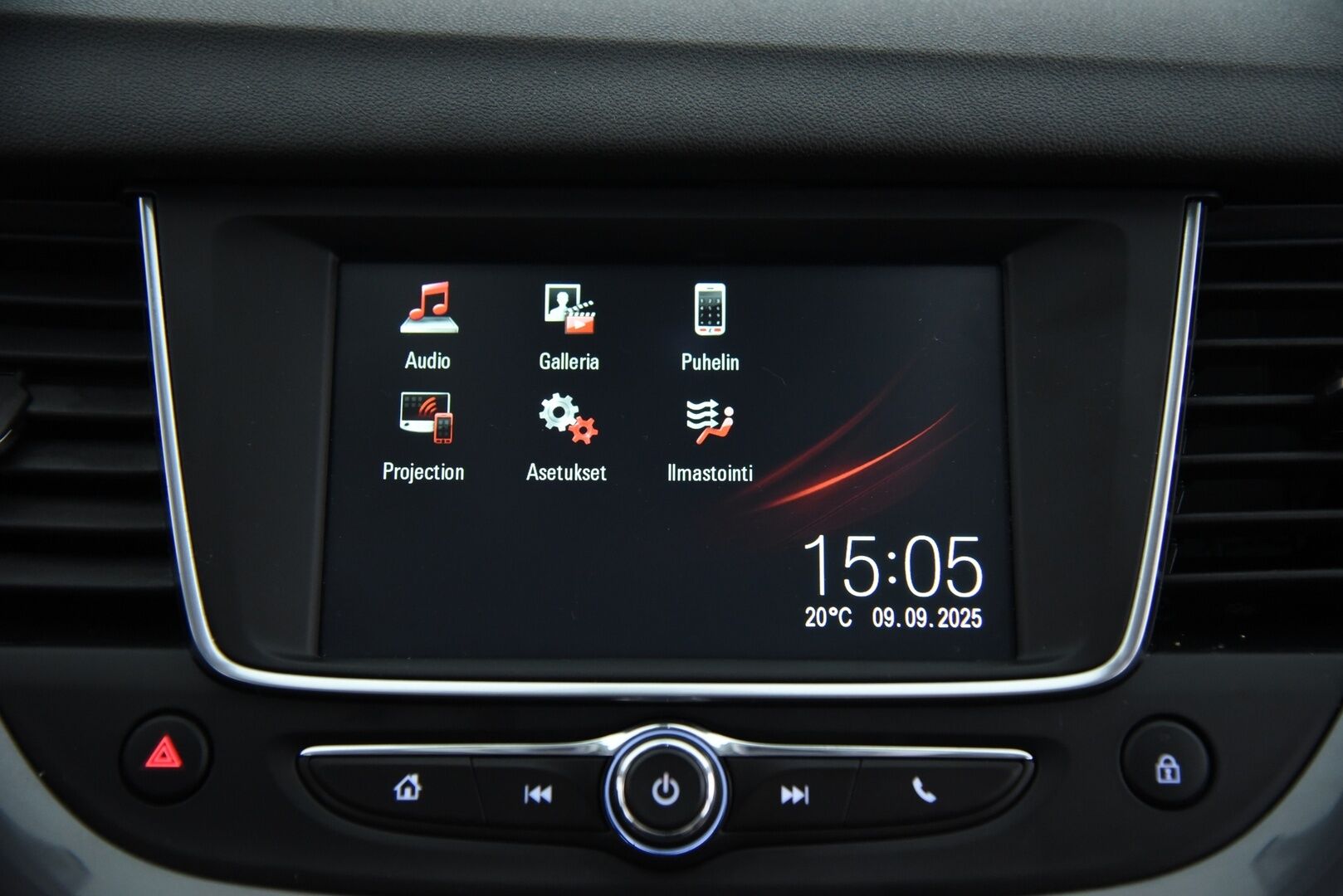 Opel Grandland X 2021 Innovation Plus 130 Turbo A / Matrix-LED / AGR-istuimet / Blis / Vakkari - 1-omisteinen Suomi-auto! / Sähk. takaluukku / 2x Aluvanteet