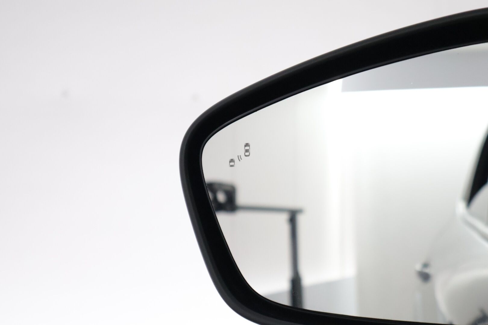 Ford Kuga 2020 2,5 (PHEV) 225hv CVT FWD ST-Line X Launch Edition 5-ovinen */ Adapt. vakkari / B&O / P.kamera / Koukku / Esilämmitin / Läm. tuulilasi /* - Akku kuntotarkastettu / Juuri katsastettu / 2x renkaat