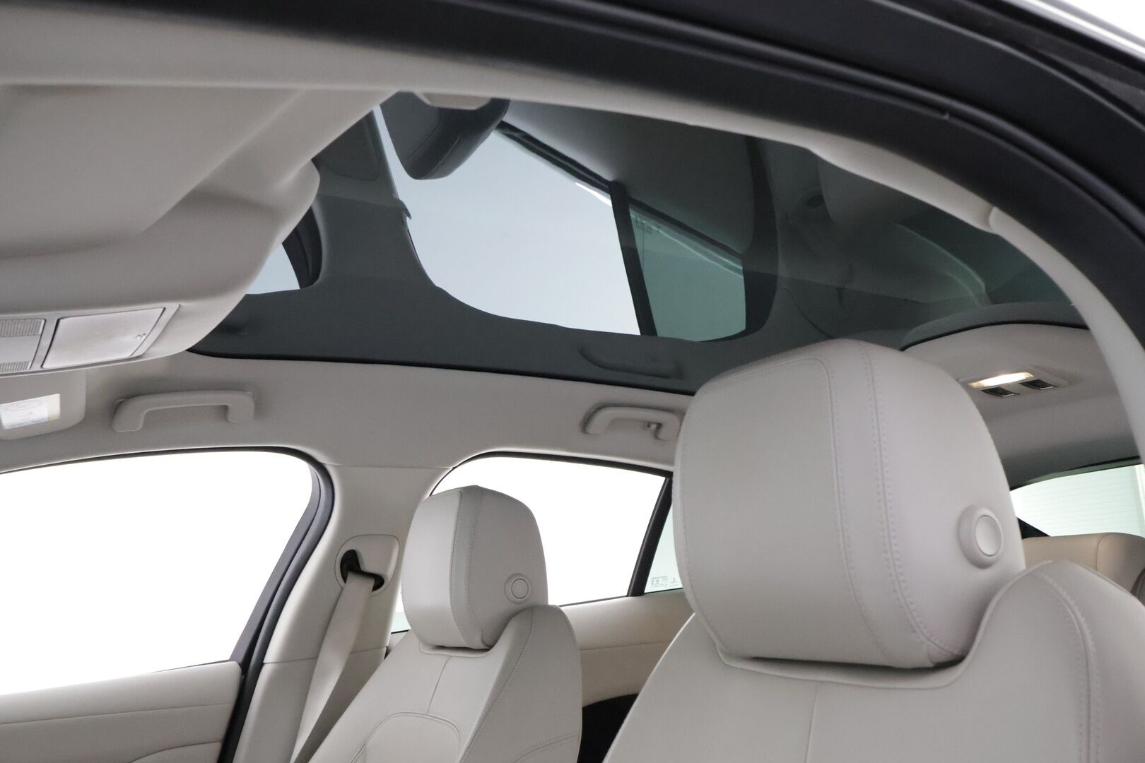 Jaguar I-PACE 2020 SE - YritysOutlet - Myydään vain yrityksille - - YritysOutlet - Myydään vain yrityksille