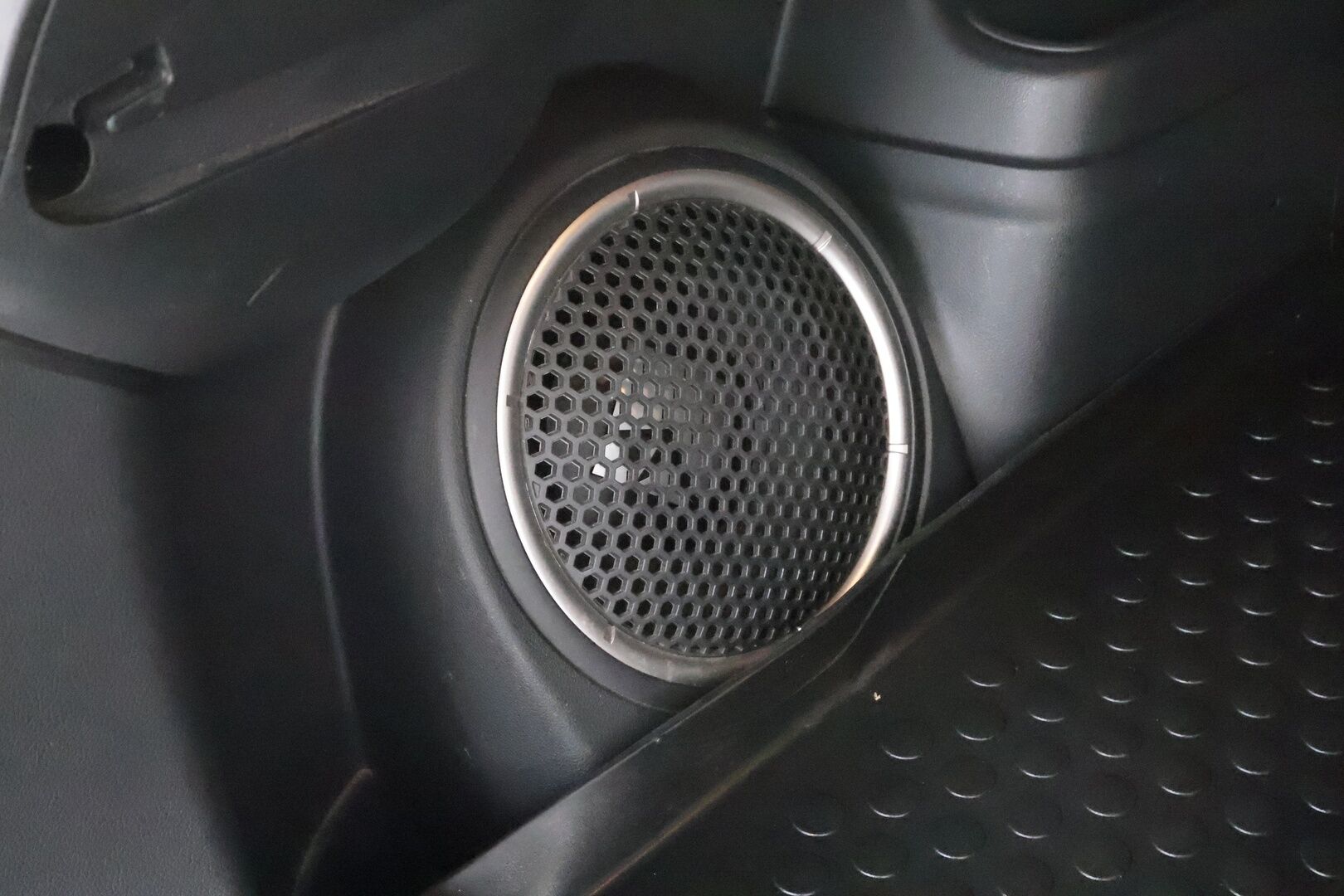 Mitsubishi Outlander PHEV 2019 Business X 4WD 5P - Juuri huollettu 120tkm iso huolto / Facelift / 2 x vanteet - HULLUT AVAJAISHULINAT KORKOTARJOUS 3,29 %