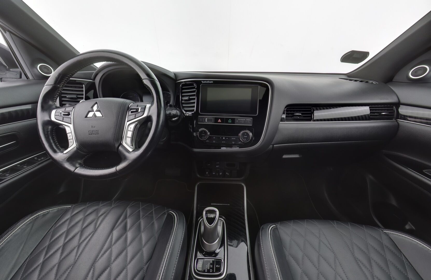 Mitsubishi Outlander PHEV 2019 Business X 4WD 5P - Juuri huollettu 120tkm iso huolto / Facelift / 2 x vanteet - HULLUT AVAJAISHULINAT KORKOTARJOUS 3,29 %