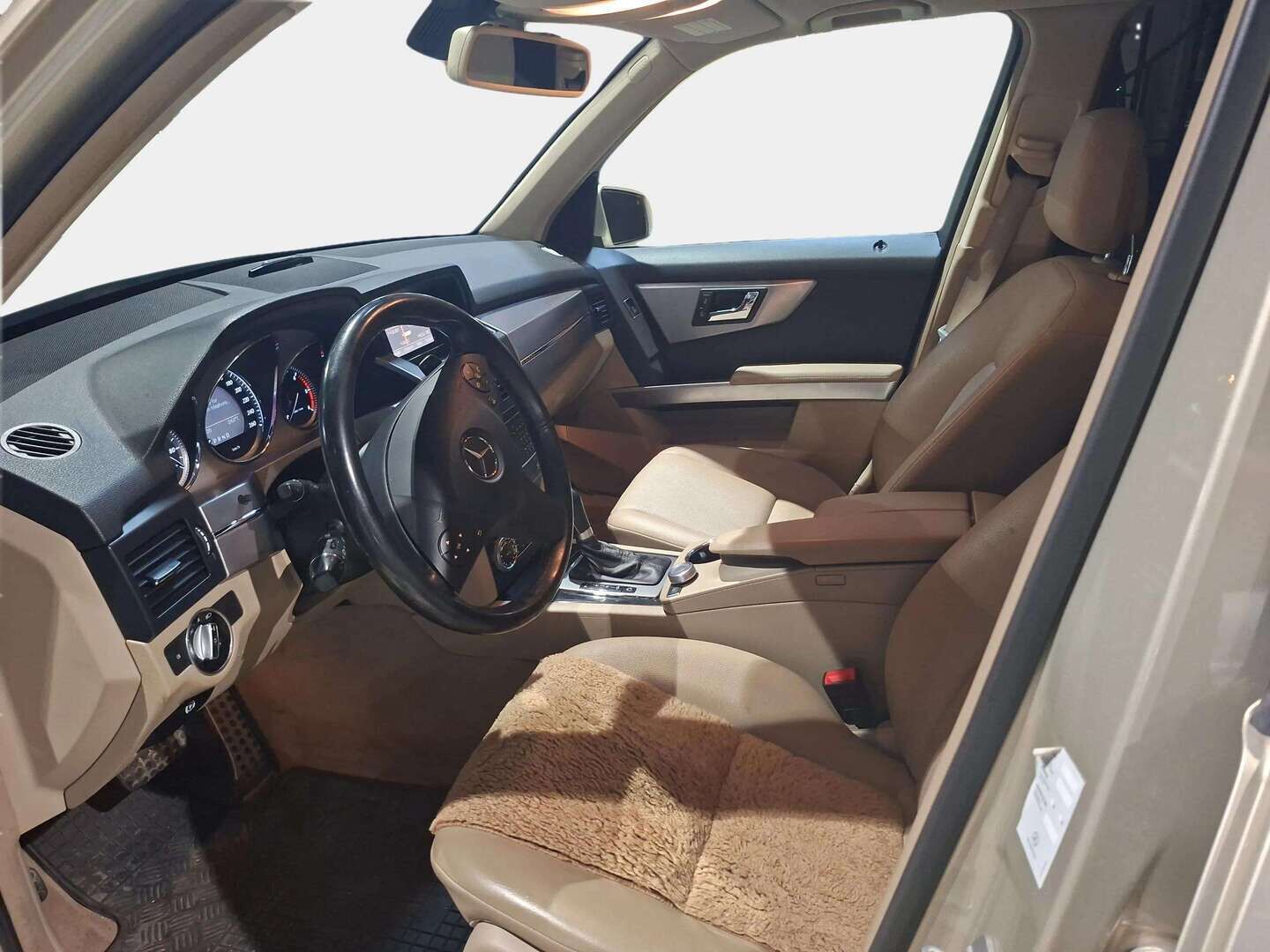 Mercedes-Benz GLK 2011 220 CDI BE 4Matic A Premium Business - Vetokoukku | Vaaleat Nahat | Lohko&Sisäpistoke | Vakkari | Xenon | Peruutustutkat | Juuri tullut Tampereelle!