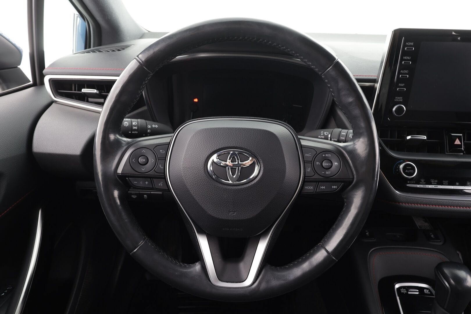 Toyota Corolla 2020 Hatchback 1,8 Hybrid Style * ACC / Lohko+SIsä / Sporttipenkit / P.kamera / LED / Navi / Keyless / Ratinlämmitin * - Suomi-auto / Kahdet renkaat aluvanteilla / Merkkihuollettu / Juuri katsastettu ja huollettu