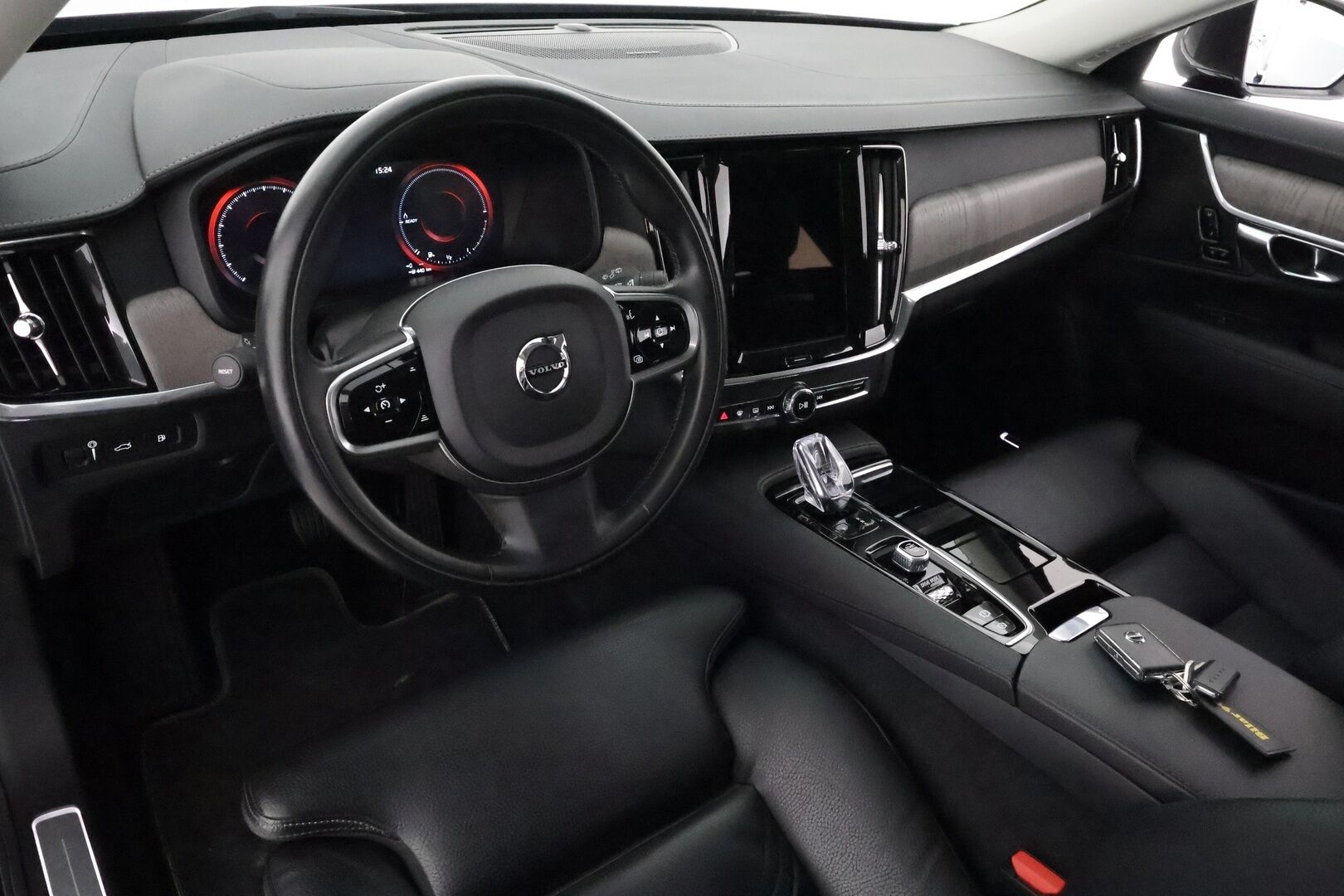 Volvo V90 2021 T6 TwE AWD Business Inscription aut **HarmanKardon / PA-lämmitin / Muistipenkit / Adapt. vakkari / P.kamera / Keyless** - 3,99 % KORKOTARJOUS TÄHÄN AUTOON - 