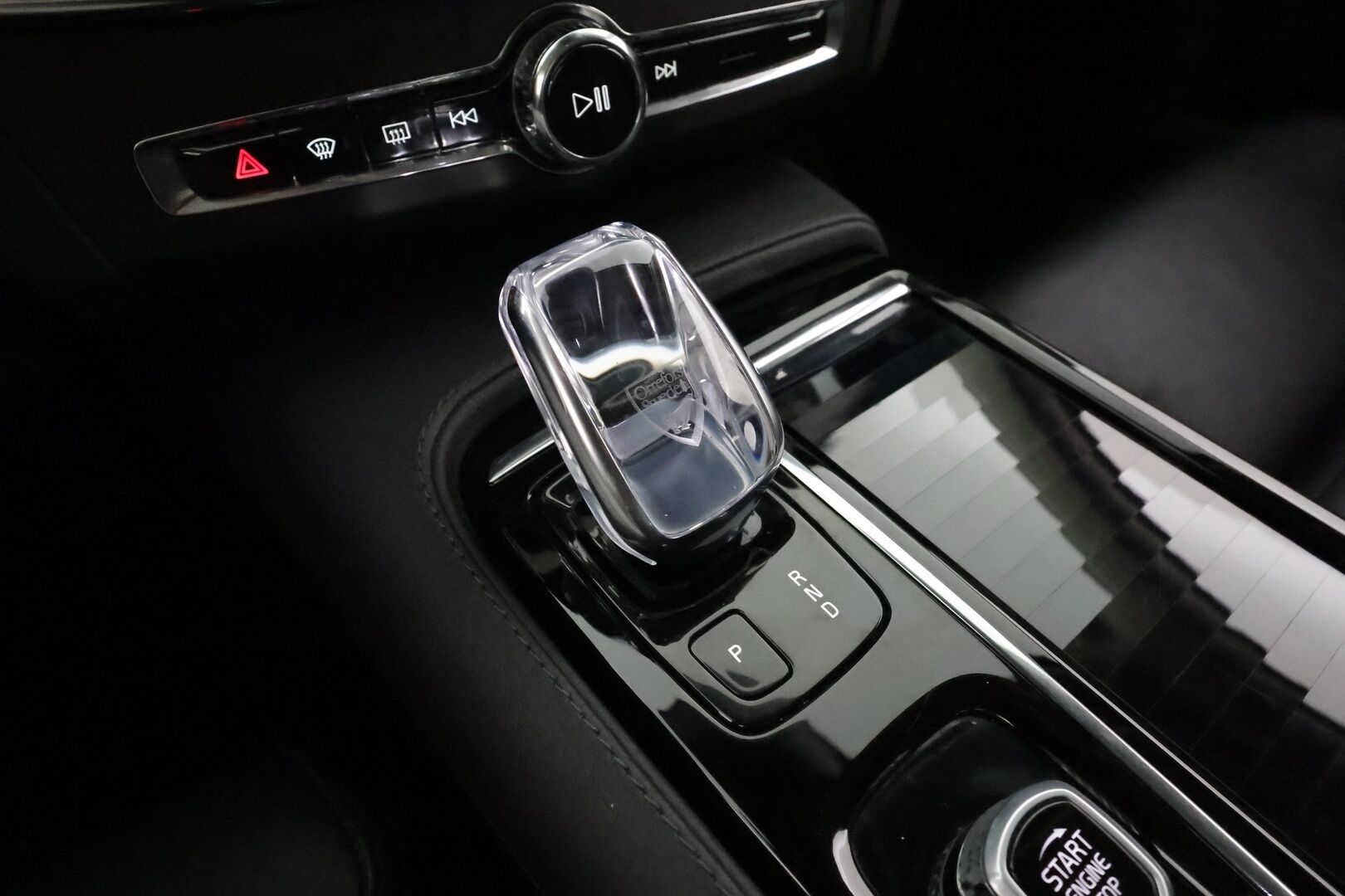 Volvo V90 2021 T6 TwE AWD Business Inscription aut **HarmanKardon / PA-lämmitin / Muistipenkit / Adapt. vakkari / P.kamera / Keyless** - 3,99 % KORKOTARJOUS TÄHÄN AUTOON - 