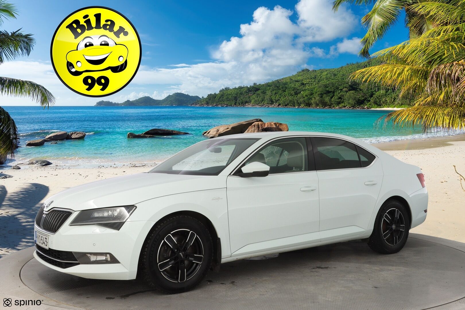 Skoda Superb 2016 2,0 TDI 190 4x4 L&K DSG Autom. *Ilmastoidut penkit muistilla / Webasto / ACC / Koukku / Kamera / Canton* - Kahdet renkaat vanteilla / Fiksut huollot / L&K / Neliveto 