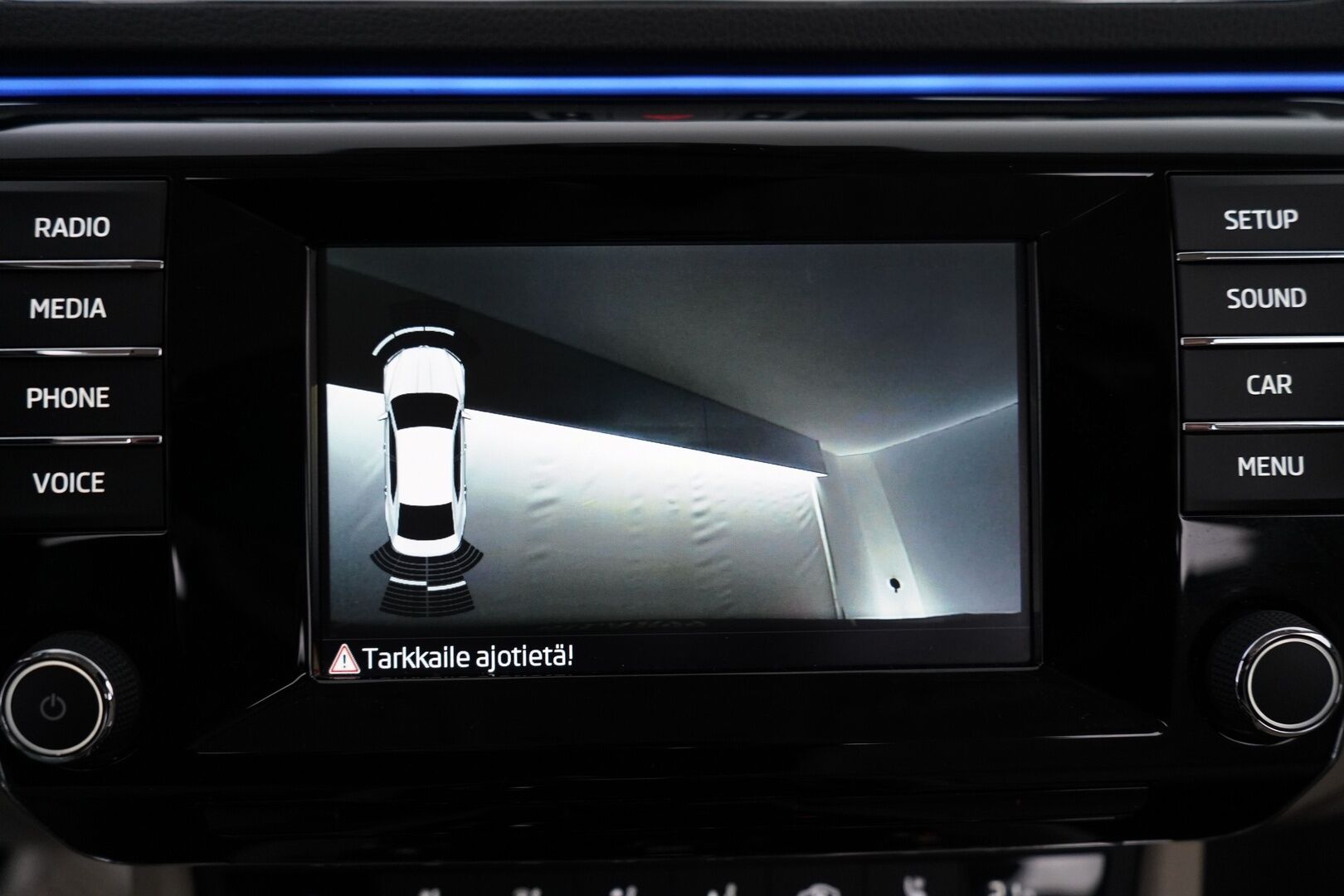 Skoda Superb 2016 2,0 TDI 190 4x4 L&K DSG Autom. *Ilmastoidut penkit muistilla / Webasto / ACC / Koukku / Kamera / Canton* - Kahdet renkaat vanteilla / Juuri katsastettu / L&K / Neliveto - HULLUT AVAJAISHULINAT KORKOTARJOUS 3,29 %