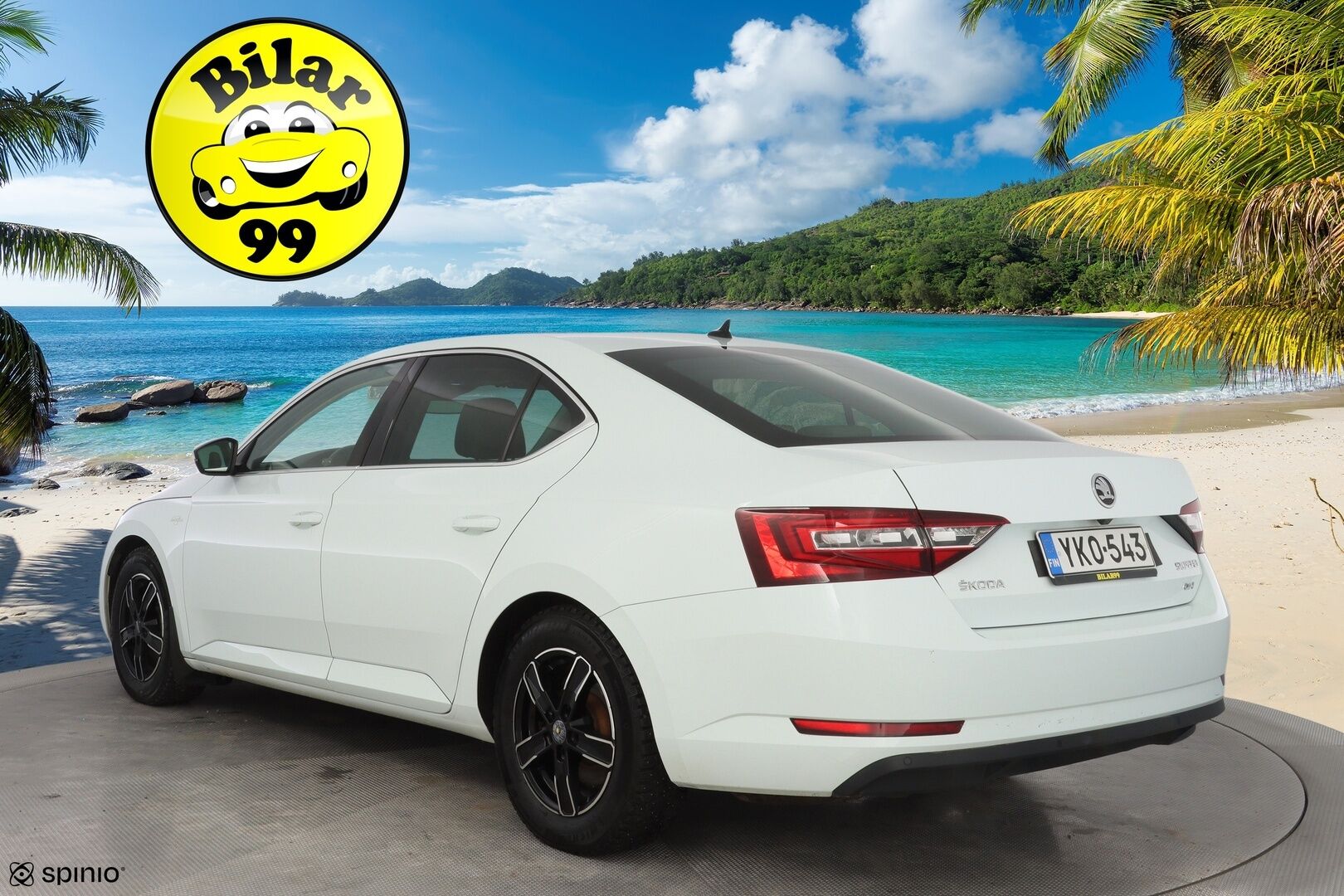 Skoda Superb 2016 2,0 TDI 190 4x4 L&K DSG Autom. *Ilmastoidut penkit muistilla / Webasto / ACC / Koukku / Kamera / Canton* - Kahdet renkaat vanteilla / Fiksut huollot / L&K / Neliveto 