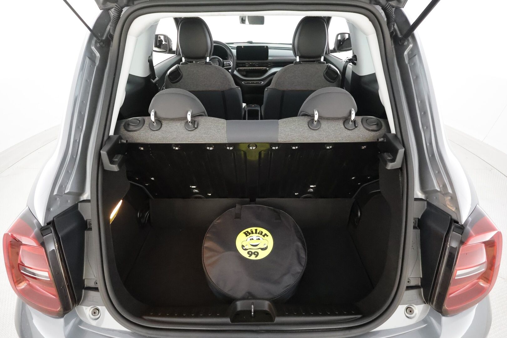 Fiat 500e 2022 Icon 3+1 118hv 42kWh - | P.Kamera | Kaistavahti | Navi | Vakkari | Digimittaristo | Apple&Android | Keyless | Suomi-auto | Kahdet renkaat |