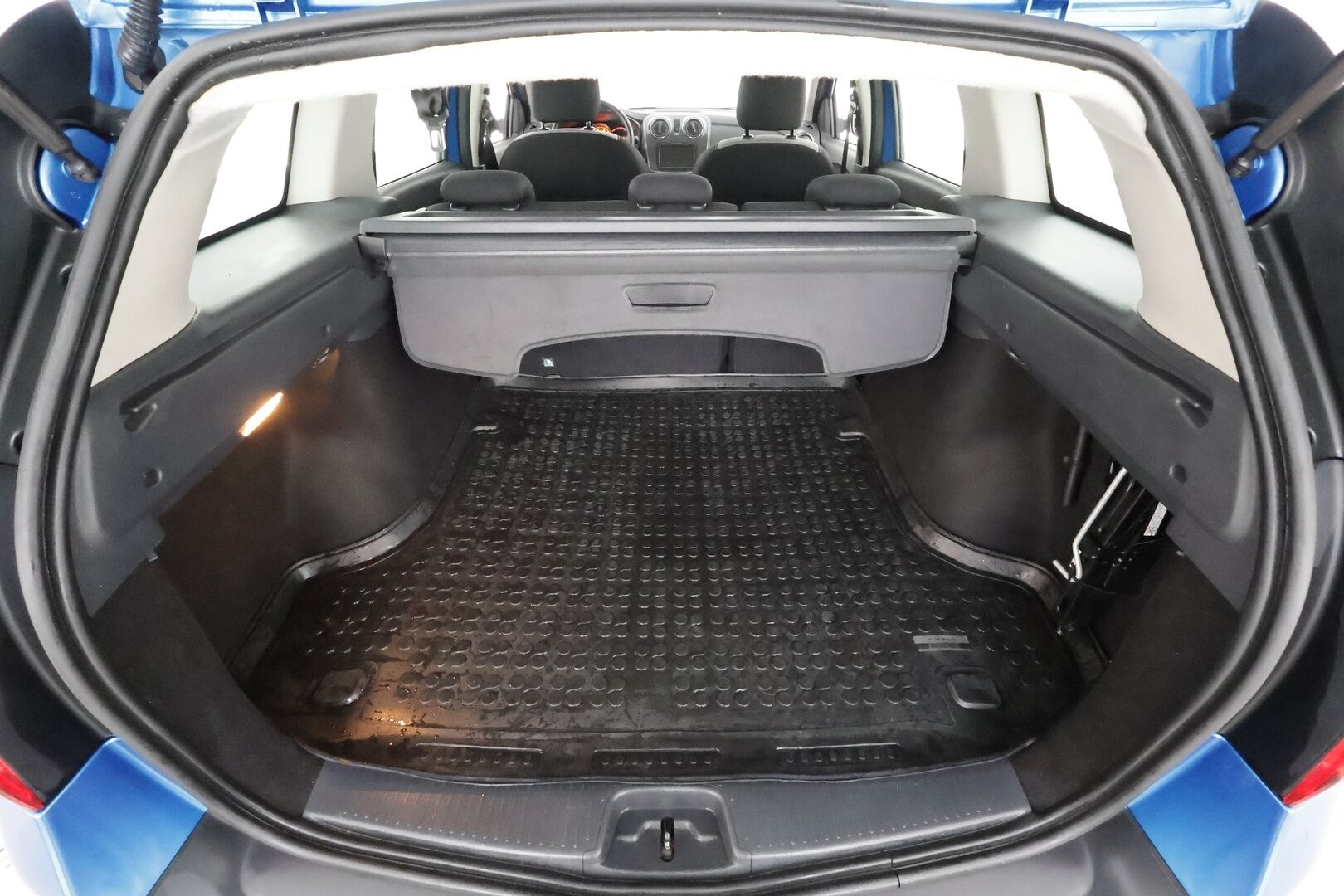 Dacia Logan MCV 2020 Stepway 10 TCe 90 - | P.Kamera | Lohkolämmitin | Vakkari | Navi | Bluetooth | 1-om Suomi-auto | Kahdet renkaat | - KORKO VAIN 3,99 %