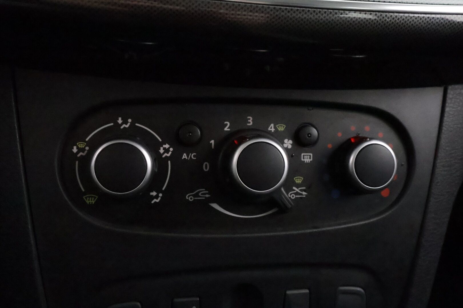 Dacia Logan MCV 2020 Stepway 10 TCe 90 - | P.Kamera | Lohkolämmitin | Vakkari | Navi | Bluetooth | 1-om Suomi-auto | Kahdet renkaat | - KORKO VAIN 3,99 %