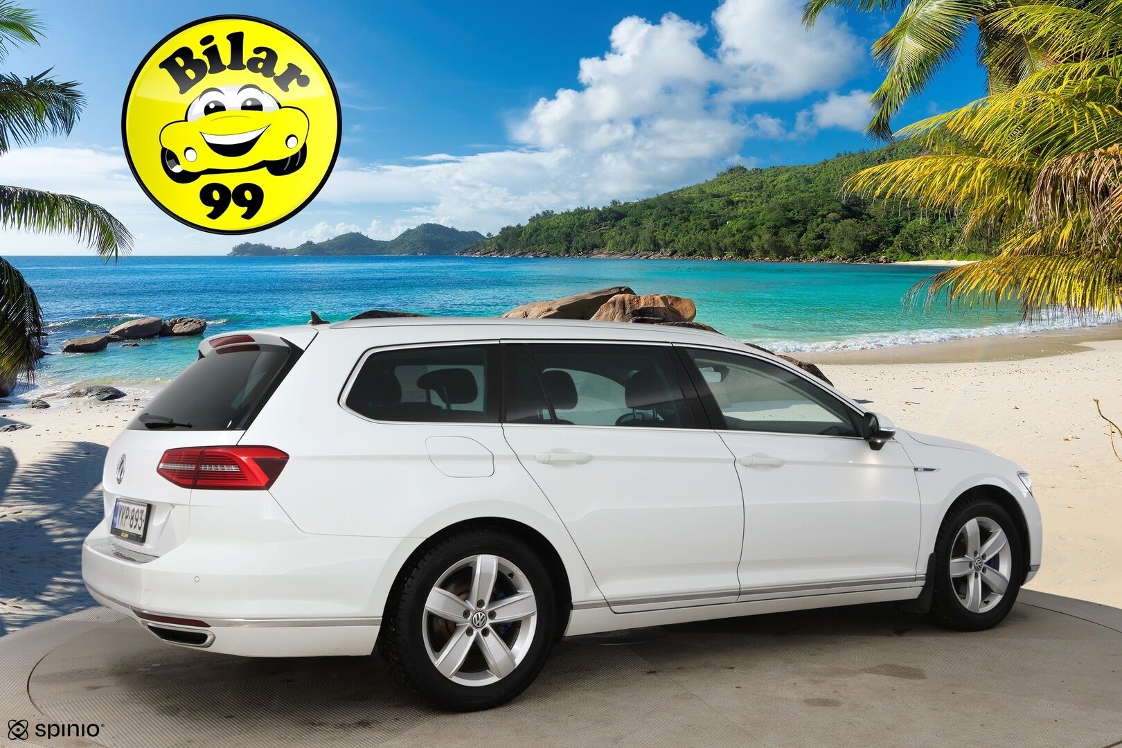 Volkswagen Passat 2018 Variant GTE Plug-In Hybrid 160 kW (218 hv) DSG-aut / Koukku / Webasto / ACC / P-kamera / App Connect - Uudemmalla keskinäytöllä / Jakopää vaihdettu -24 & 01/26 huollettu! 