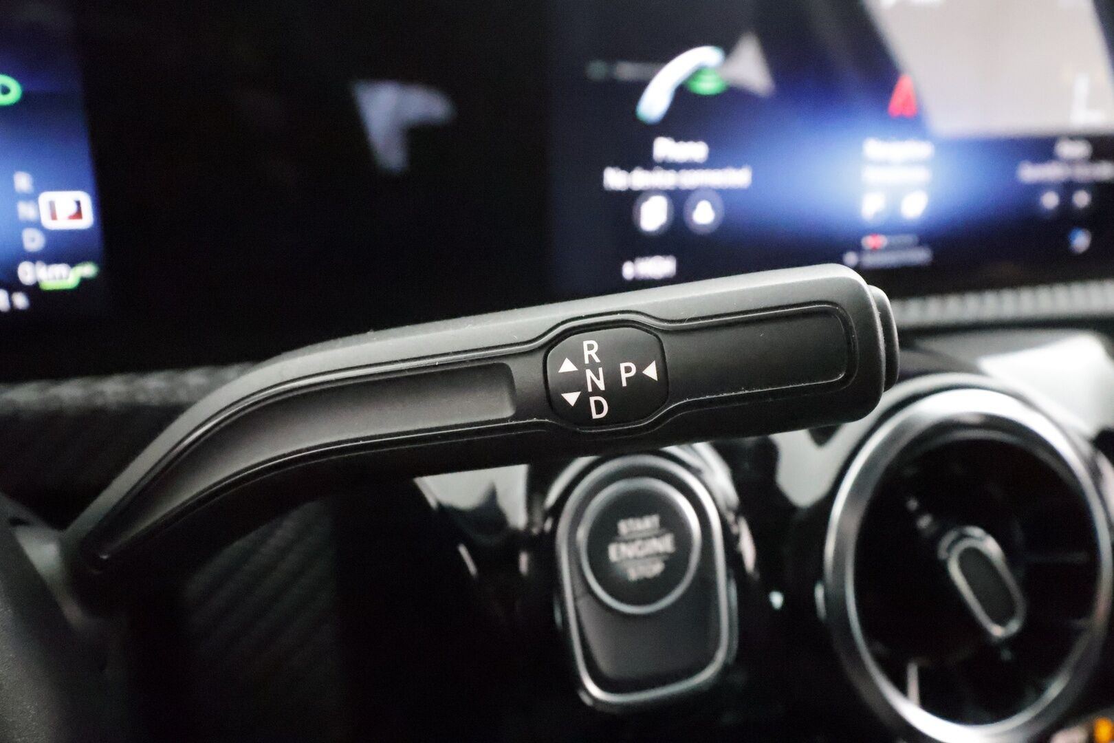 Mercedes-Benz A 2021 250 e A Business Style Edition EQ Power * Distronic Pro / Puolinahkasisusta / Peruutuskamera / LED / Comand Navi / Kaistavahti! - Akku kuntotarkastettu SoH 95,2% / Suomi-auto / Kahdet renkaat aluvanteilla / Merkkihuollettu