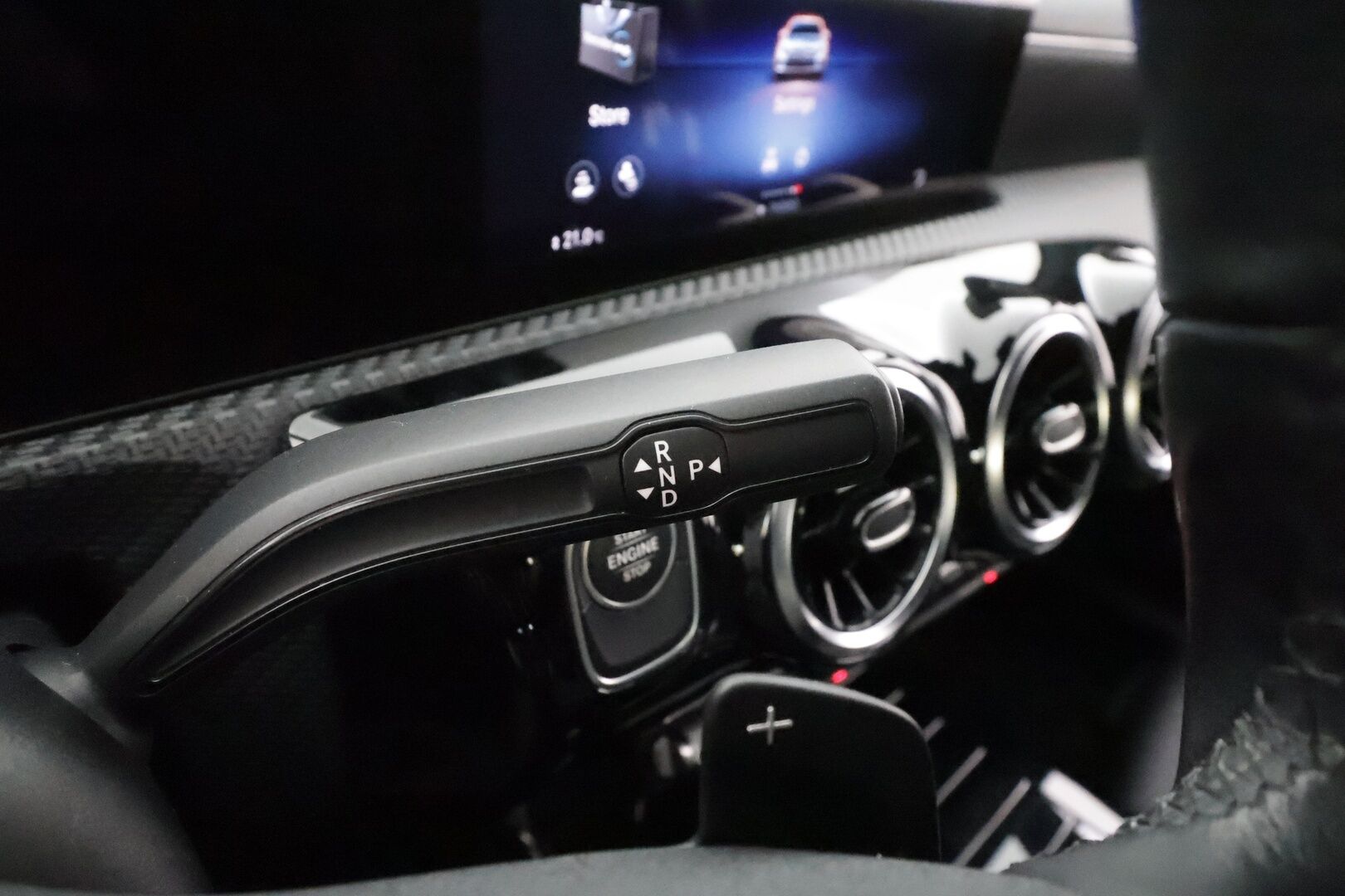 Mercedes-Benz A 2021 250 e A Business Style Edition EQ Power * Distronic Pro / Puolinahat / LED / Navi / P.kamera / Kaistavahti * - Suomi-auto / Kahdet renkaat aluvanteilla / Merkkihuollettu