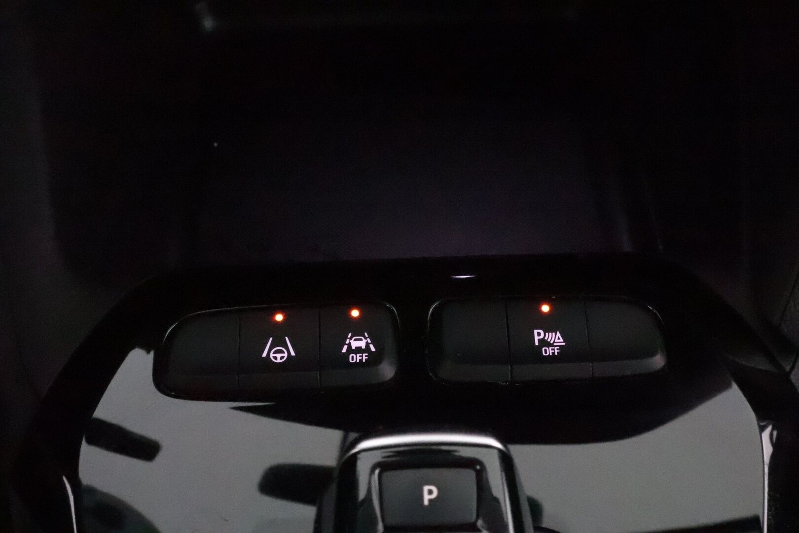 Opel Corsa-e 2020 5-ov Executive 136 automaatti * Sähköinen lisälämmitin / Adapt.Vakkari / Nahkasisusta / LED / BLIS / 360-Kamera - Supervarusteet / Suomiauto / Juuri tullut Tampereelle!