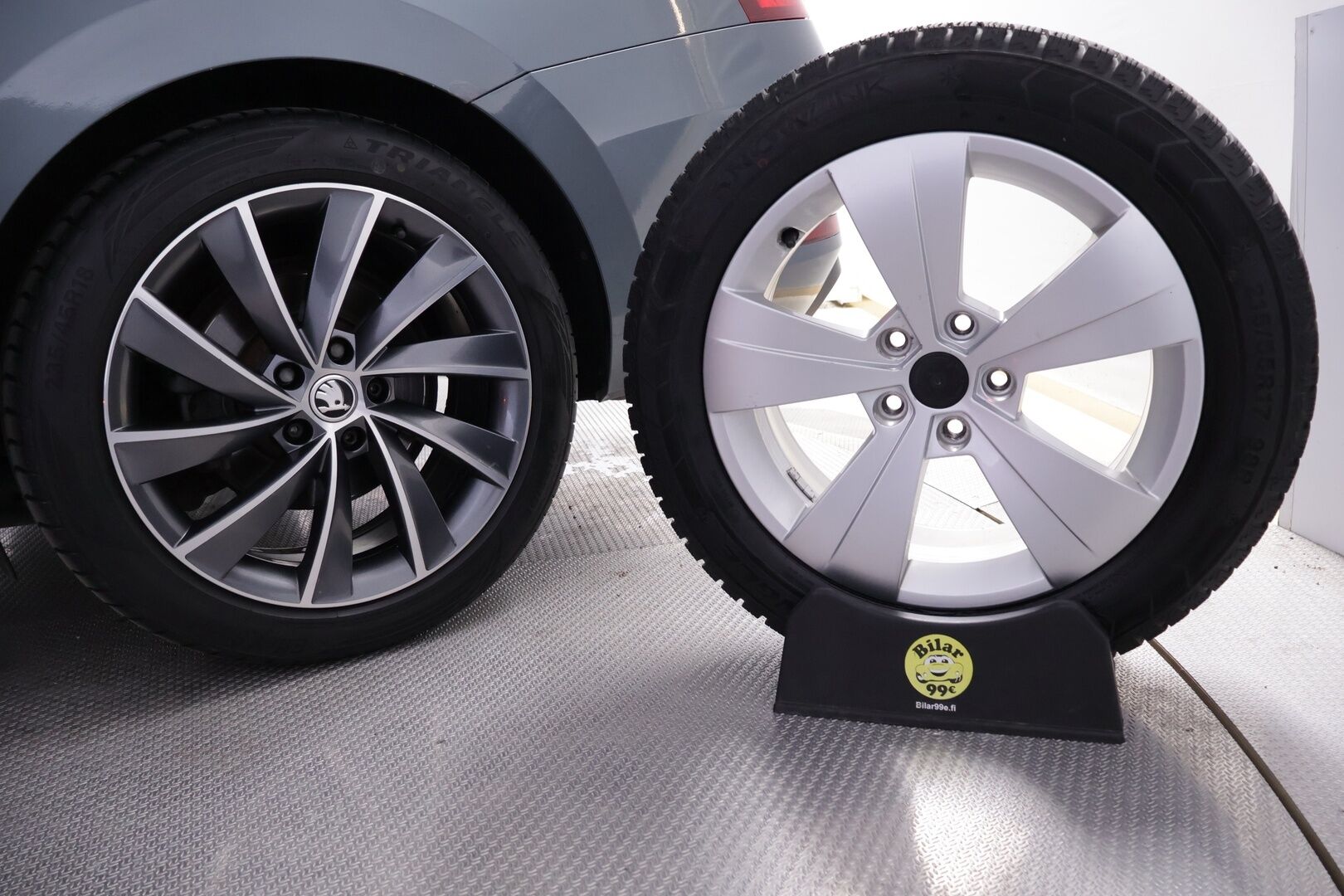 Skoda Superb 2015 2,0 TDI 190 L&K DSG Autom. - Laurin & Klement | Webasto | Adapt.vakkari | Canton | Vetokoukku | Nahkasisusta | Muistipenkki | LED | Juuri saapunut!