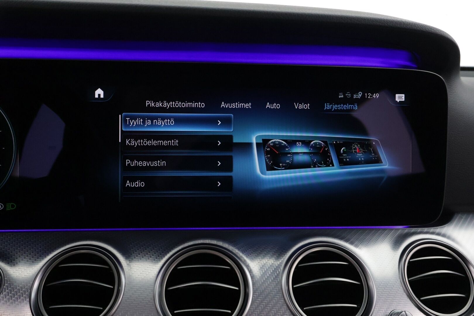 Mercedes-Benz E 2021 300 de T A Business Edition EQ Power *Widescreen / Ambient valot / Burmester äänentoisto!* - 3,99 % KORKOTARJOUS TÄHÄN AUTOON - Kahdet vanteet / Hyvin pidetty / Todella kattavat varusteet!