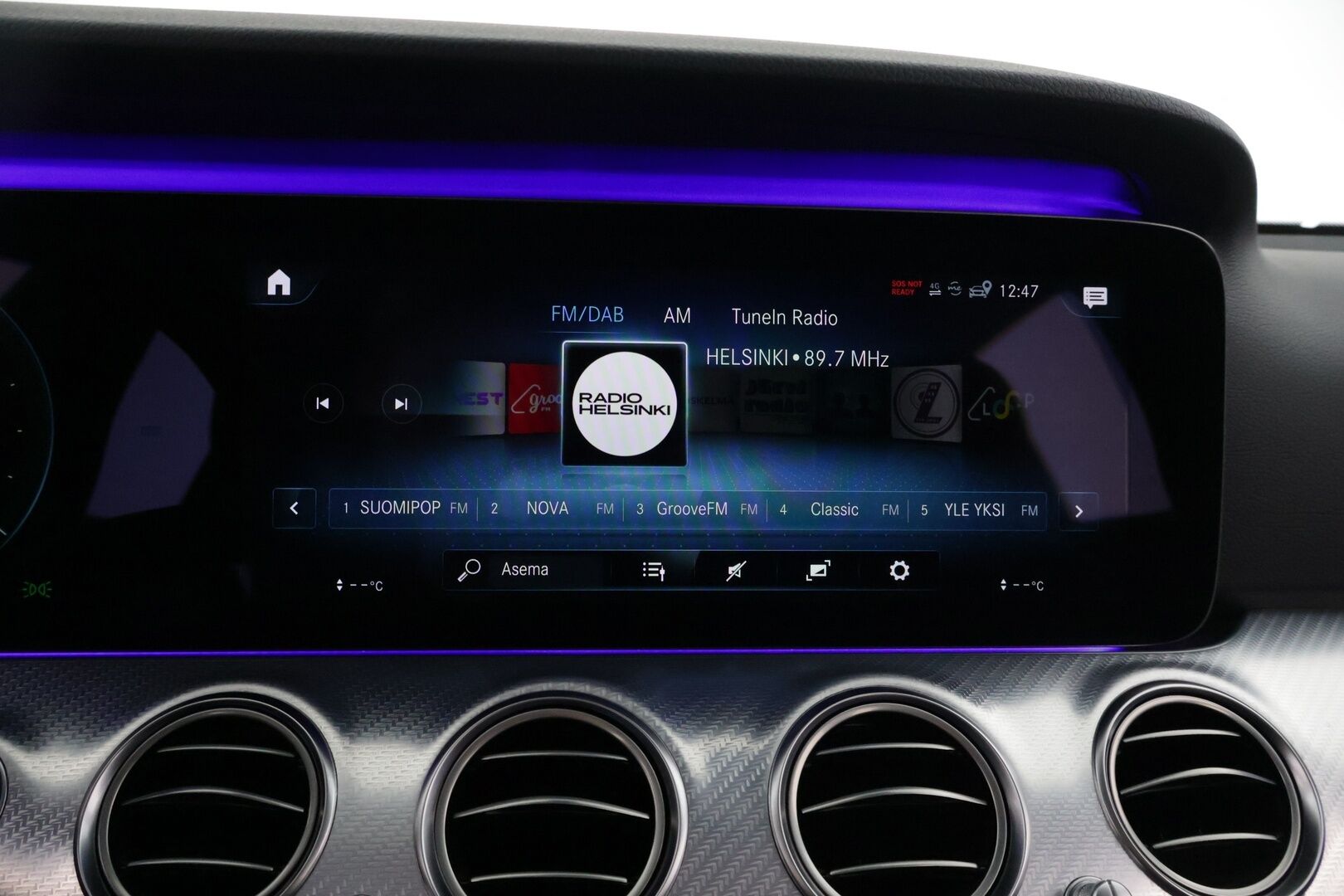 Mercedes-Benz E 2021 300 de T A Business Edition EQ Power *Widescreen / Ambient valot / Burmester äänentoisto!* - 3,99 % KORKOTARJOUS TÄHÄN AUTOON - Kahdet vanteet / Hyvin pidetty / Todella kattavat varusteet!