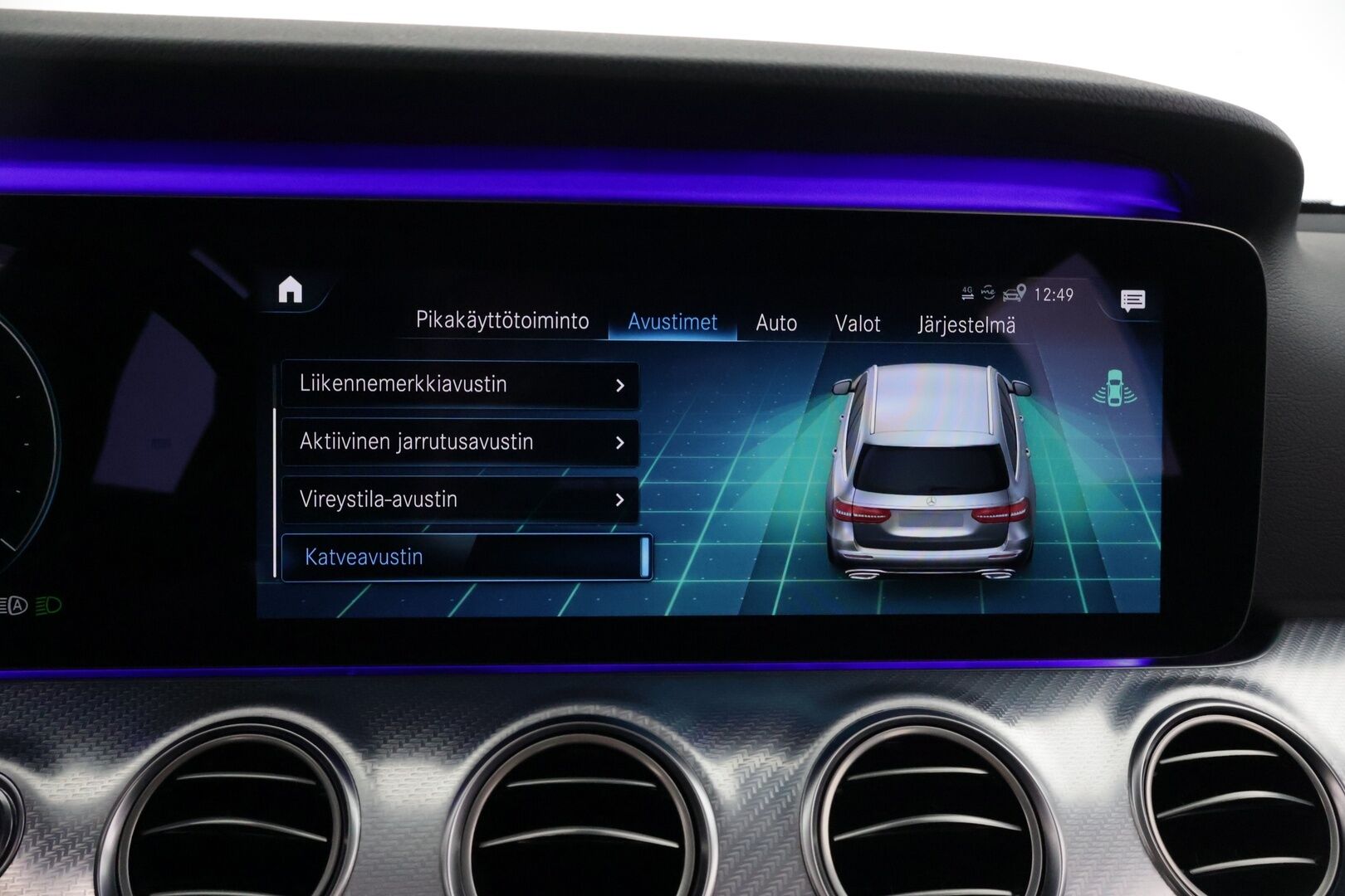 Mercedes-Benz E 2021 300 de T A Business Edition EQ Power *Widescreen / Ambient valot / Burmester äänentoisto!* - 3,99 % KORKOTARJOUS TÄHÄN AUTOON - Kahdet vanteet / Hyvin pidetty / Todella kattavat varusteet!