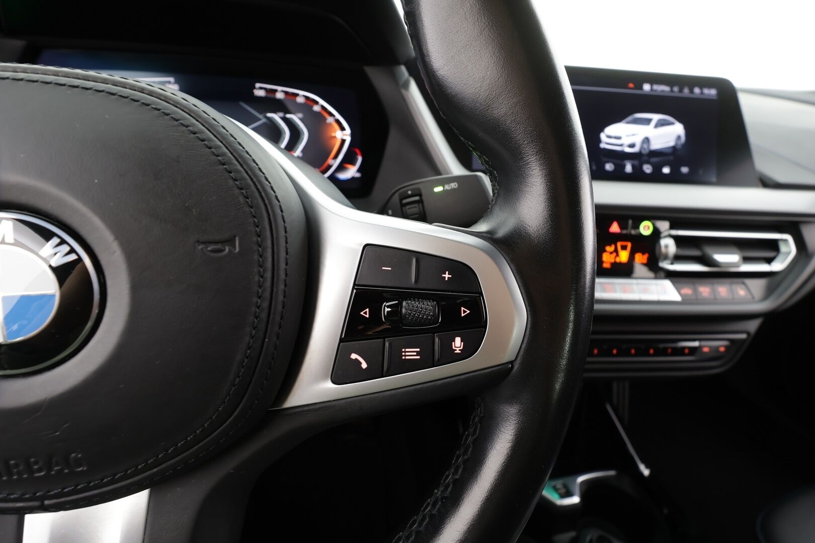 BMW 218 2022 F44 Gran Coupé 218i A Business M Sport * LED / P.Kamera / Sportpenkit / Navi / Kaistavahti / Sisätilanlämmitin * - 1-om Suomi-auto / Kahdet renkaat / Merkkihuollettu! - HULLUT VÄLIPÄIVÄT KORKOTARJOUS 2,49%