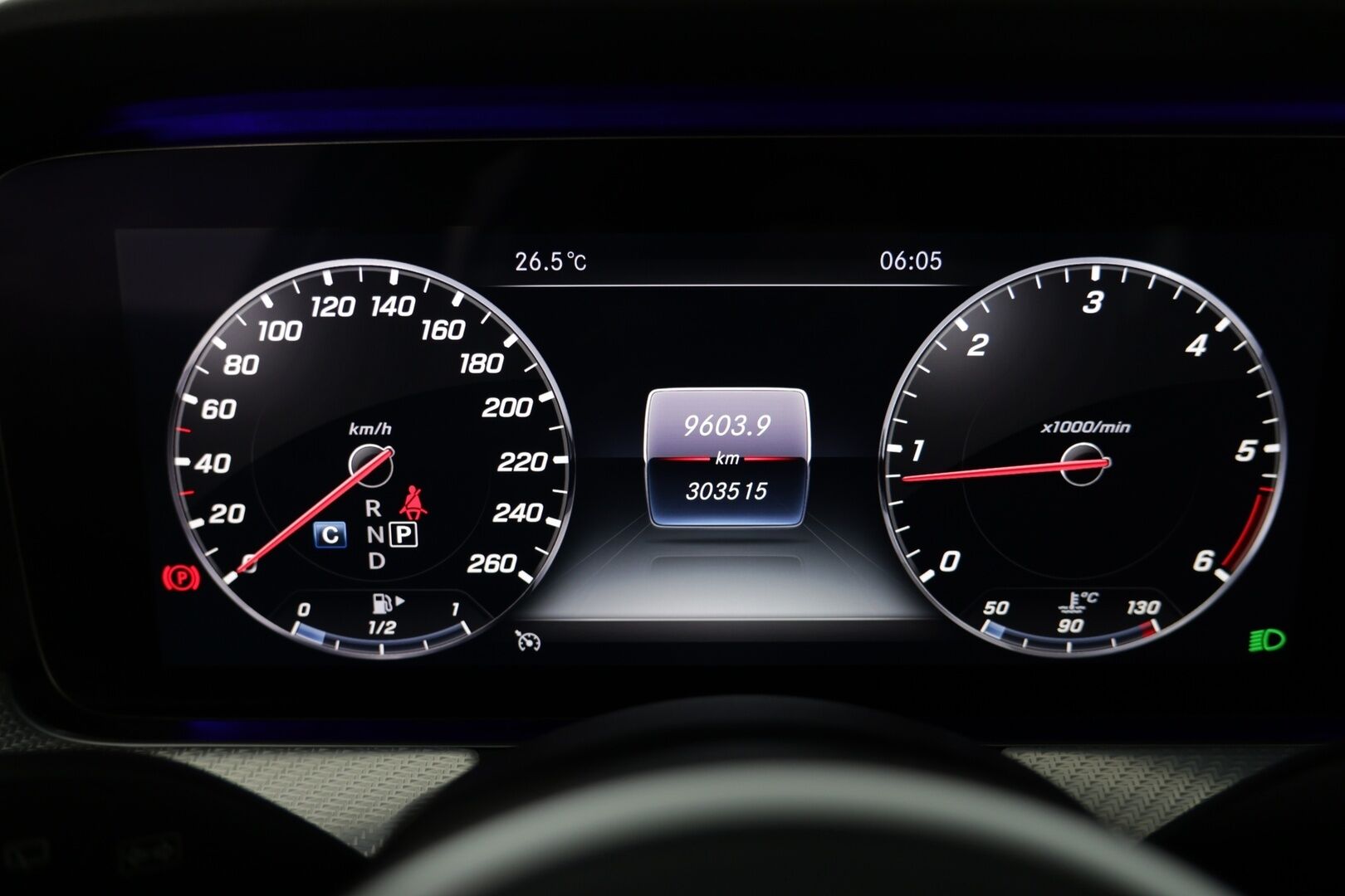 MERCEDES-BENZ E 2019 200 d T A Premium Business / Widescreen / Burmeister / Ambient / P.Kamera / - Hyvin huollettu! / Näyttävä / Kahdet renkaat /