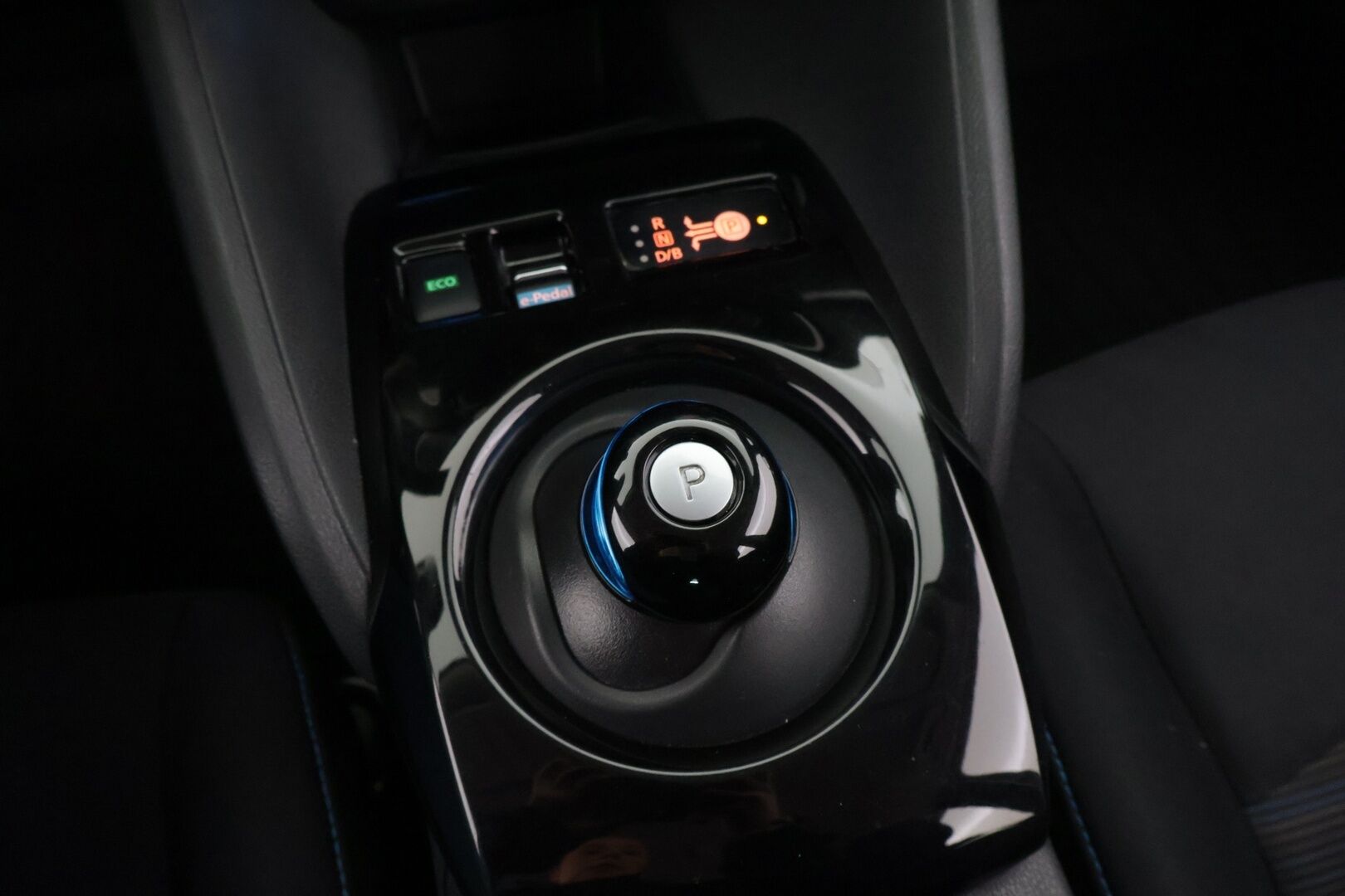 Nissan Leaf 2019 Acenta 40 kWh - *Adapt. Vakkari / BLIS / Kessy / P. Kamera / Lämpöpumppu /  Navi / Digimittaristo*