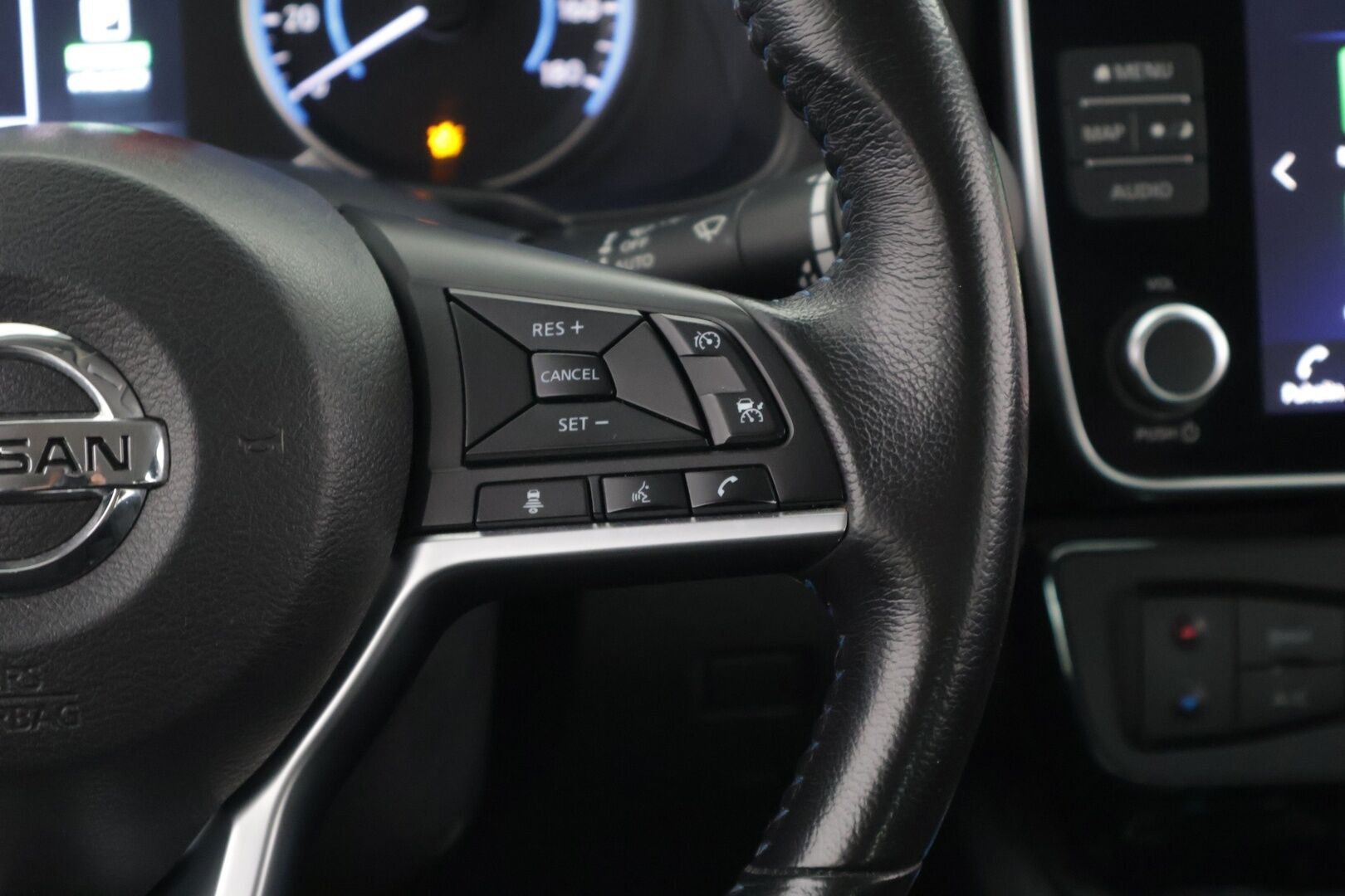 Nissan Leaf 2019 Acenta 40 kWh - *Adapt. Vakkari / BLIS / Kessy / P. Kamera / Lämpöpumppu /  Navi / Digimittaristo*