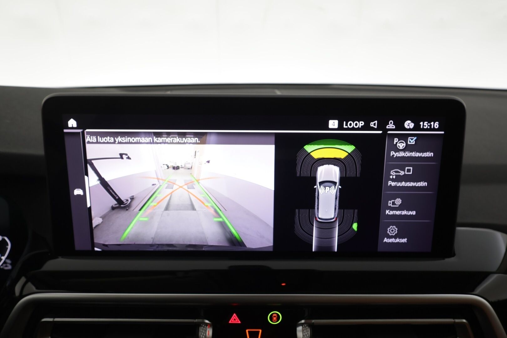 BMW X3 2022 G01 xDrive 30e A Charged Edition *Konjakkinahat / Urheiluistuimet / P-Kamera / Panorama / Suomi-auto / Hifit * - 1-omisteinen / Kahdet renkaat aluvantein