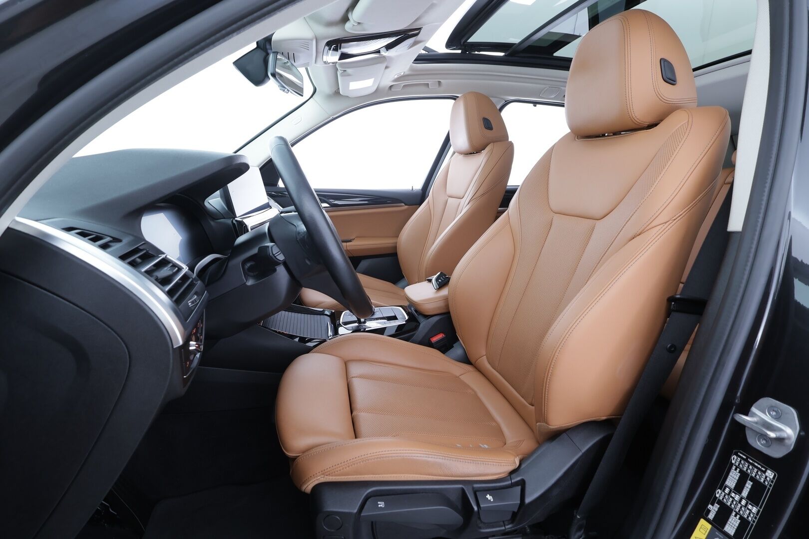 BMW X3 2022 G01 xDrive 30e A Charged Edition *Konjakkinahat / Urheiluistuimet / P-Kamera / Panorama / Suomi-auto / Hifit * - 1-omisteinen / Kahdet renkaat aluvantein