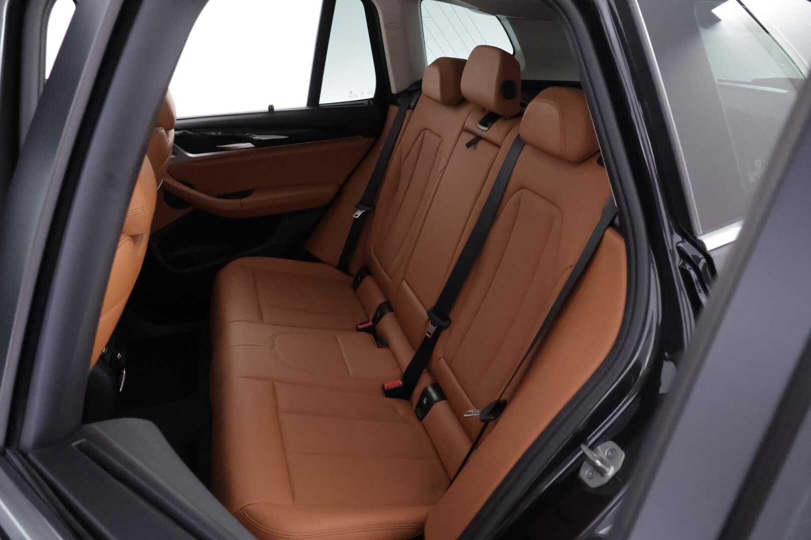 BMW X3 2022 G01 xDrive 30e A Charged Edition - 1Om Suomiauto | HiFi | Konjakkinahat | Panoraama | Peruutuskamera | LED | Lisälämmitin | Hyvät varusteet!