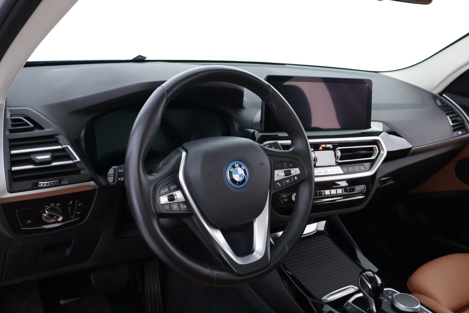 BMW X3 2022 G01 xDrive 30e A Charged Edition - 1Om Suomiauto | HiFi | Konjakkinahat | Panoraama | Peruutuskamera | LED | Lisälämmitin | Hyvät varusteet!