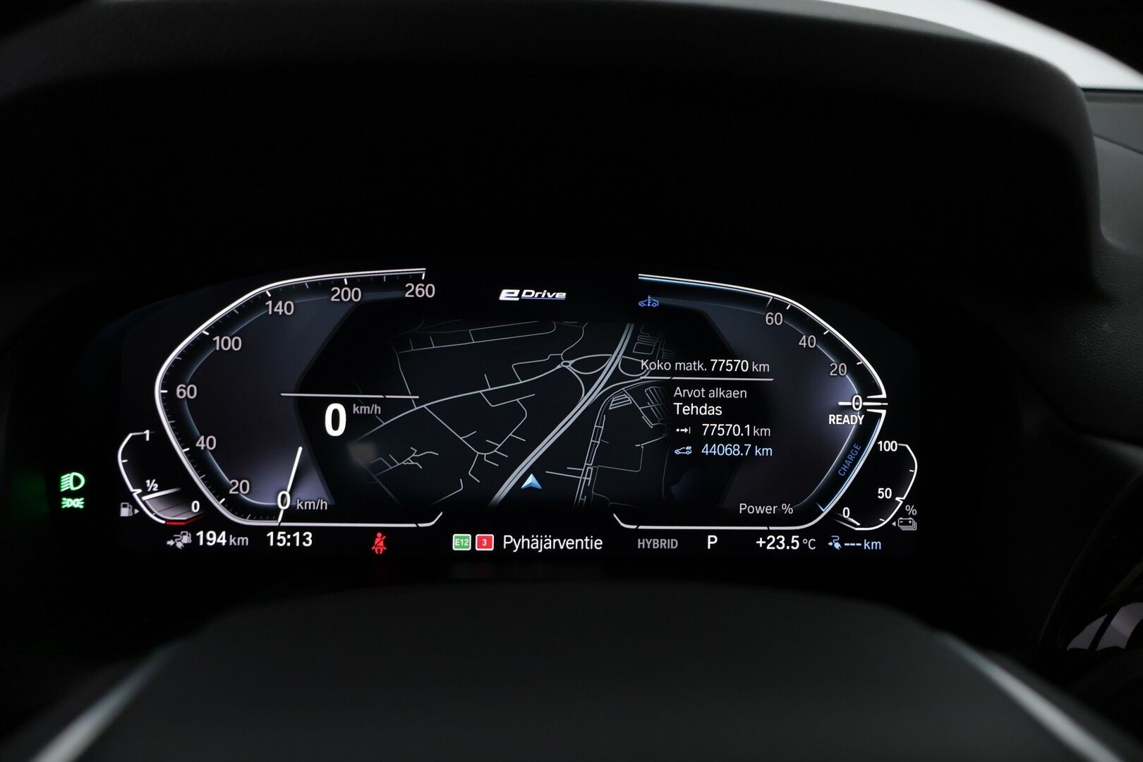 BMW X3 2022 G01 xDrive 30e A Charged Edition - 1Om Suomiauto | HiFi | Konjakkinahat | Panoraama | Peruutuskamera | LED | Lisälämmitin | Hyvät varusteet!