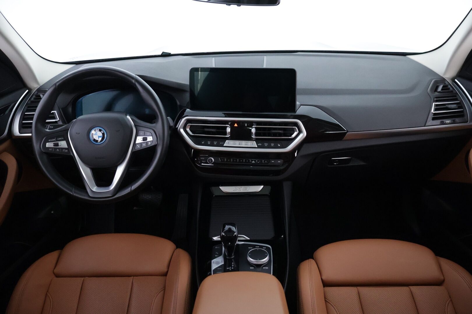 BMW X3 2022 G01 xDrive 30e A Charged Edition - 1Om Suomiauto | HiFi | Konjakkinahat | Panoraama | Peruutuskamera | LED | Lisälämmitin | Hyvät varusteet!